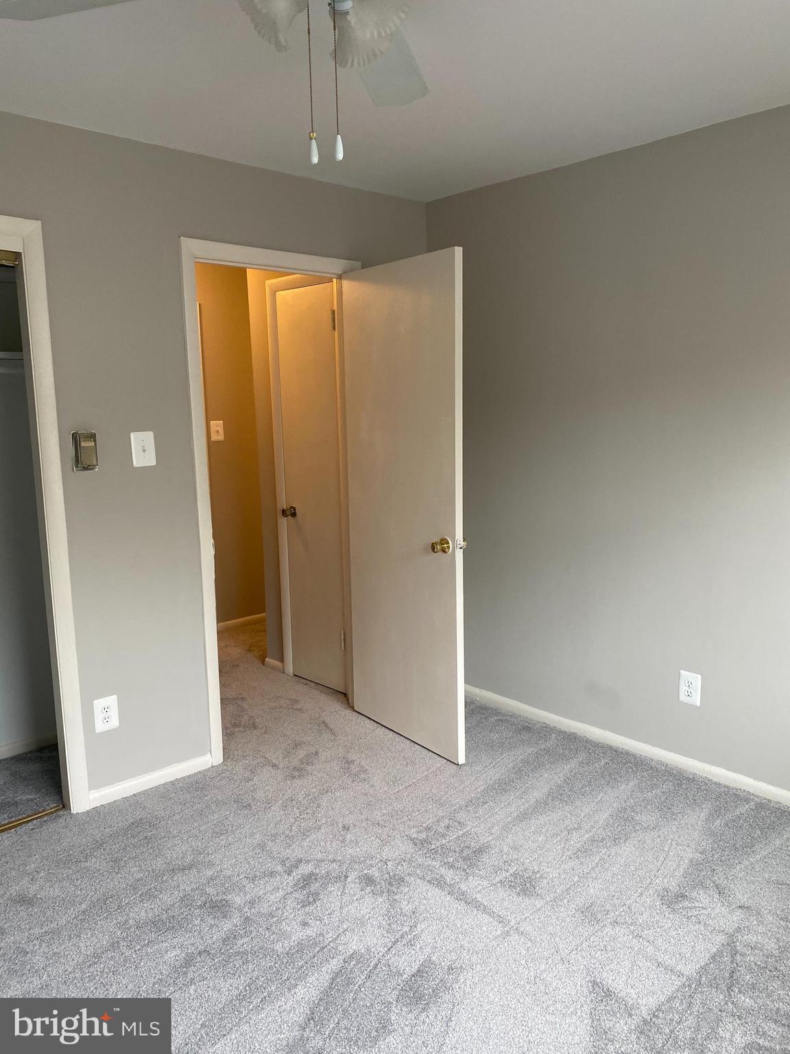 PINEWOOD SOUTH - Residential Lease