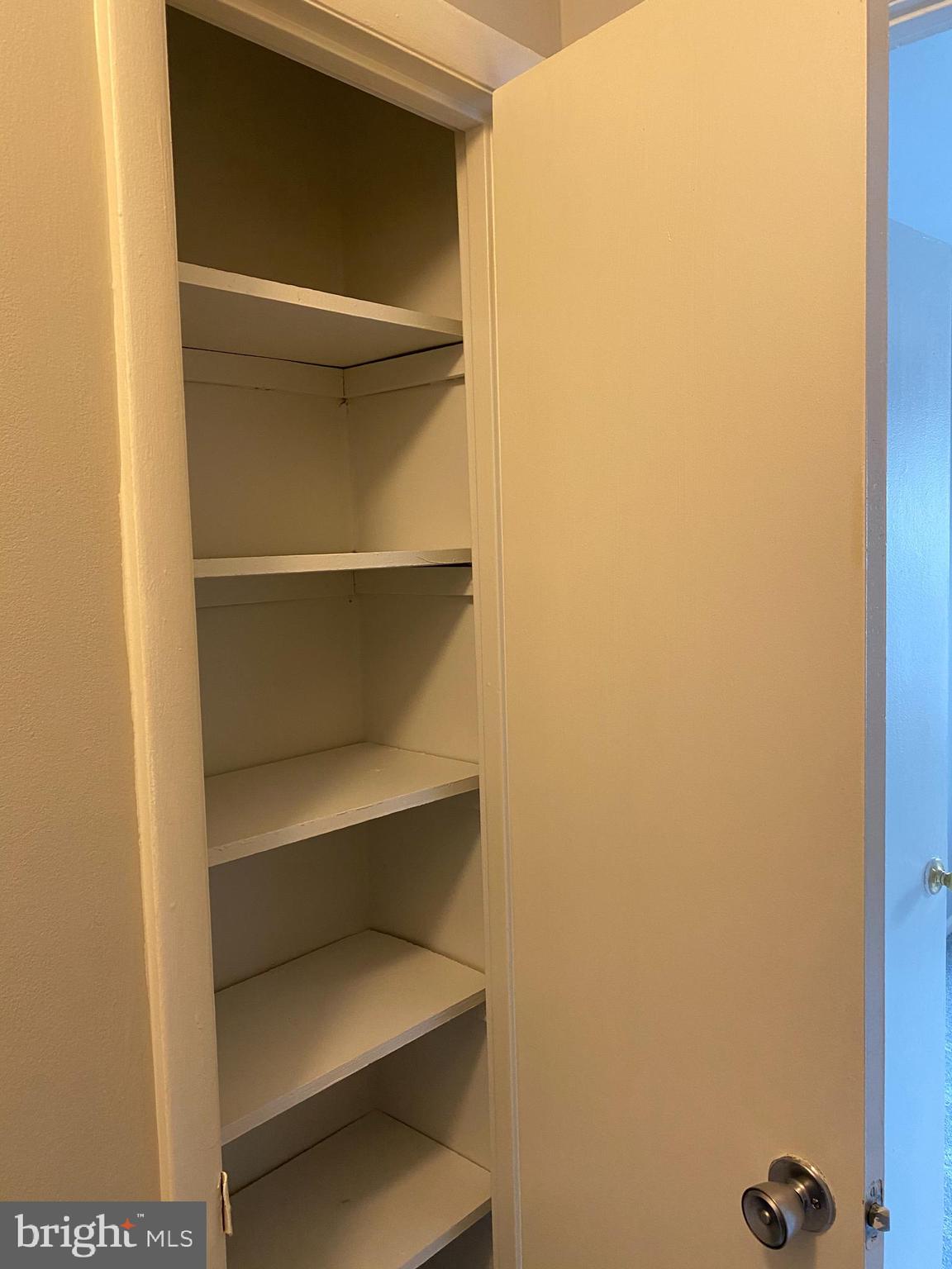 PINEWOOD SOUTH - Residential Lease