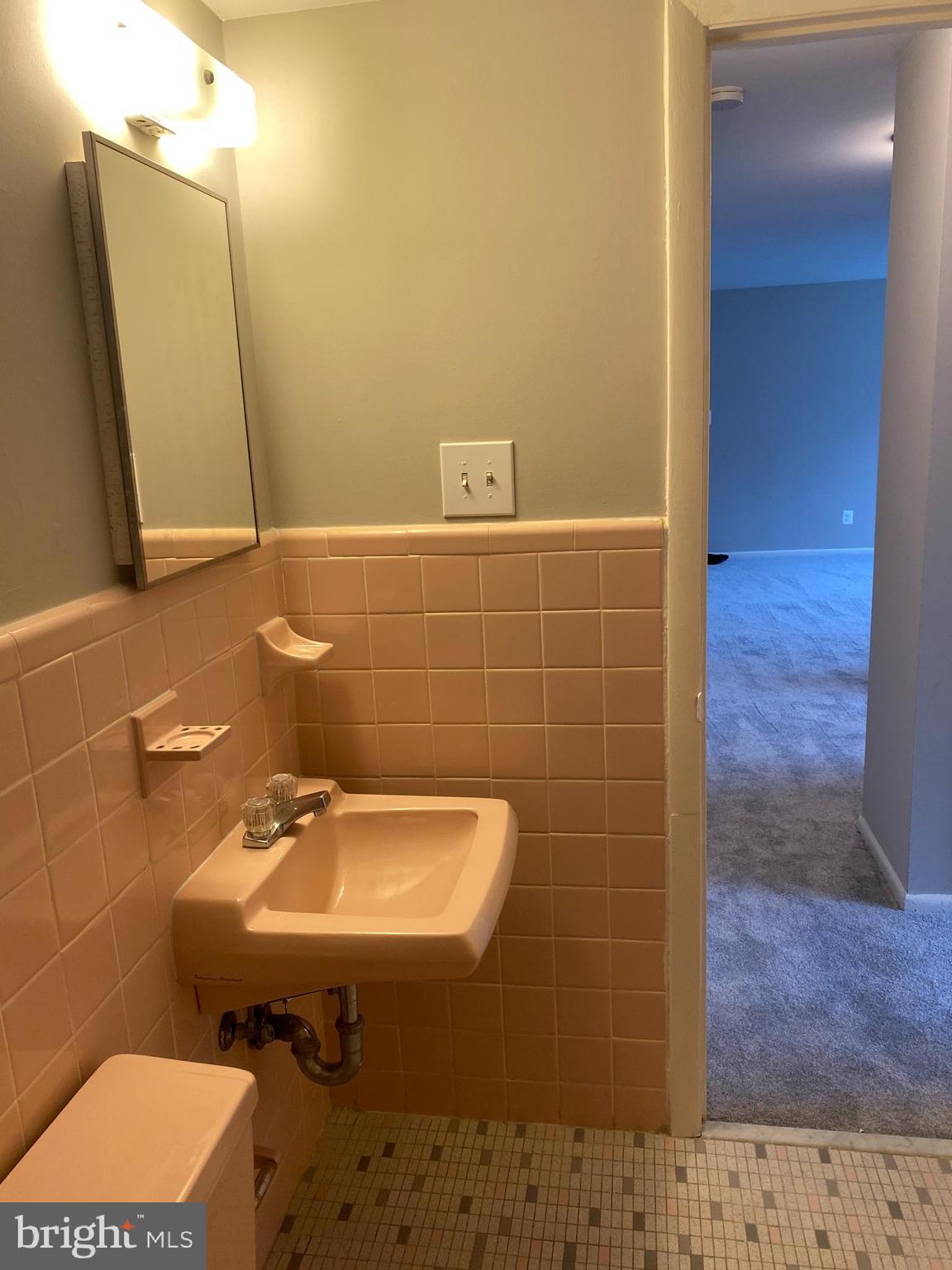 PINEWOOD SOUTH - Residential Lease