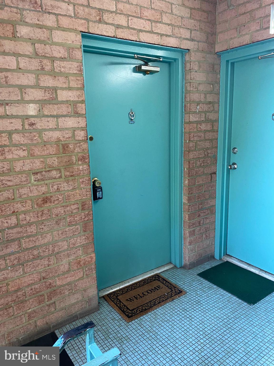 PINEWOOD SOUTH - Residential Lease