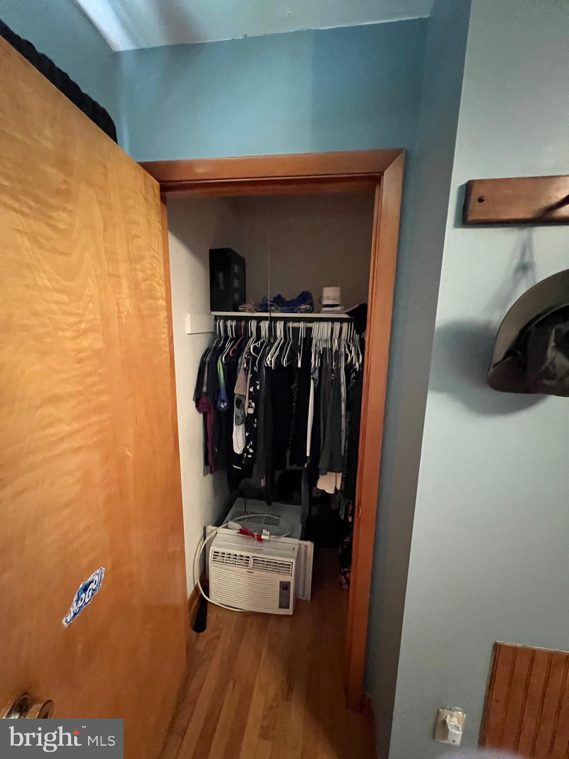 WHITE OAKS - Residential