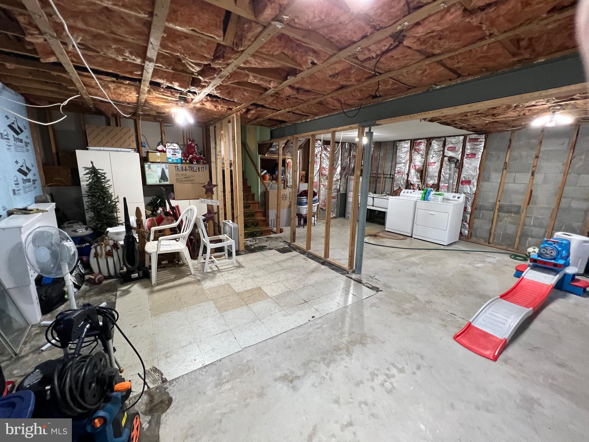 WHITE OAKS - Residential