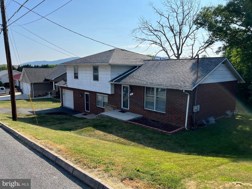 Check out this spacious well maintained home! Located near the Cumberland regional airport, CSX, and Fort Hill!  New roof in 2016!!! 15 minutes from rocky gap, 15 minutes to Frostburg state!