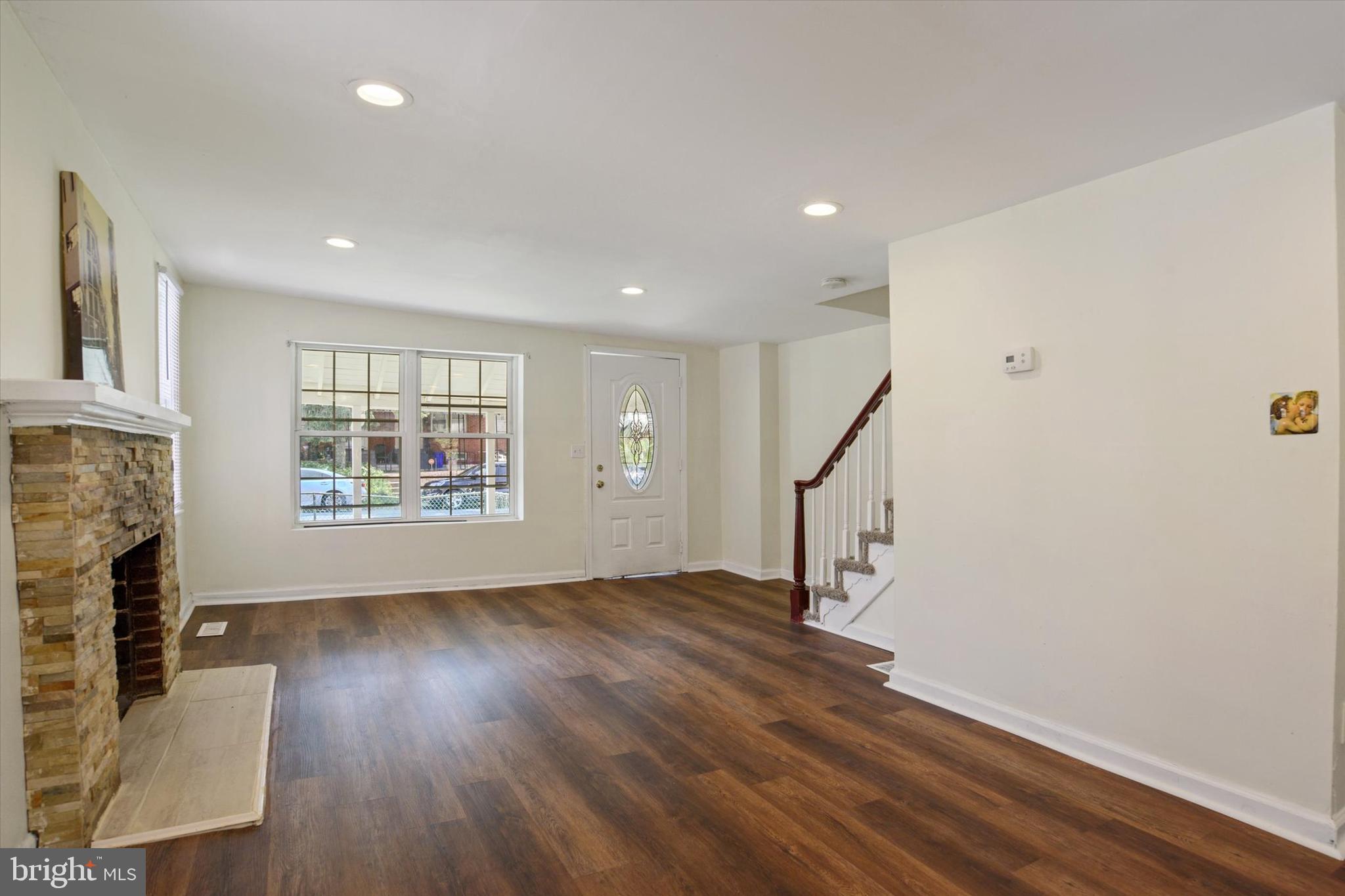 HARRISBURG - Residential