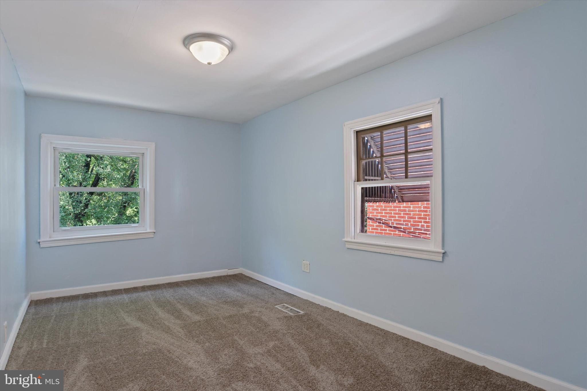 HARRISBURG - Residential