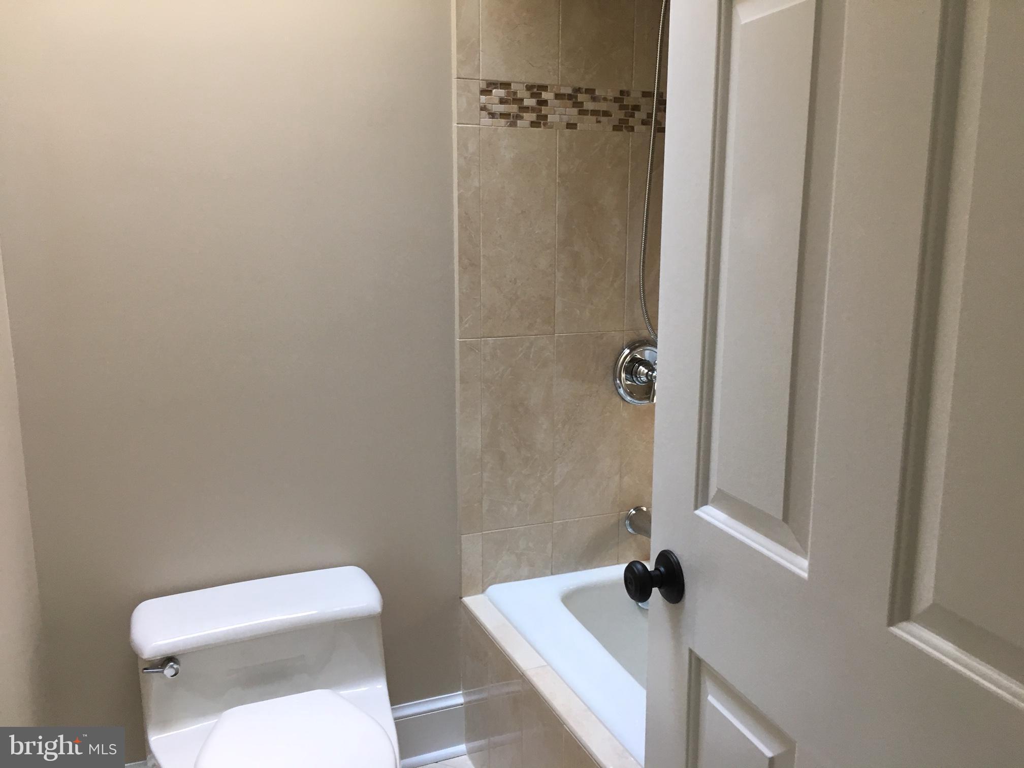 CLEARVIEW/CHATHAM HGTS - Residential Lease