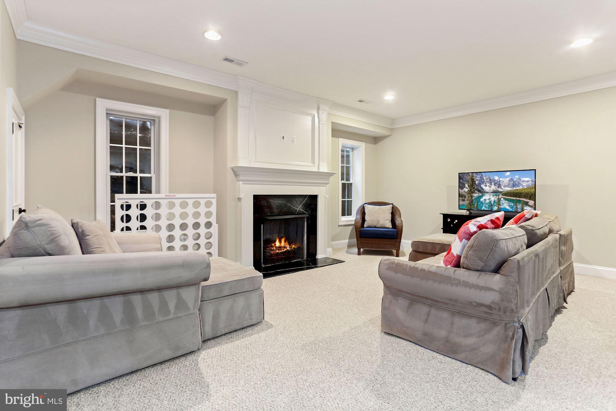 ROSEMONT - Residential