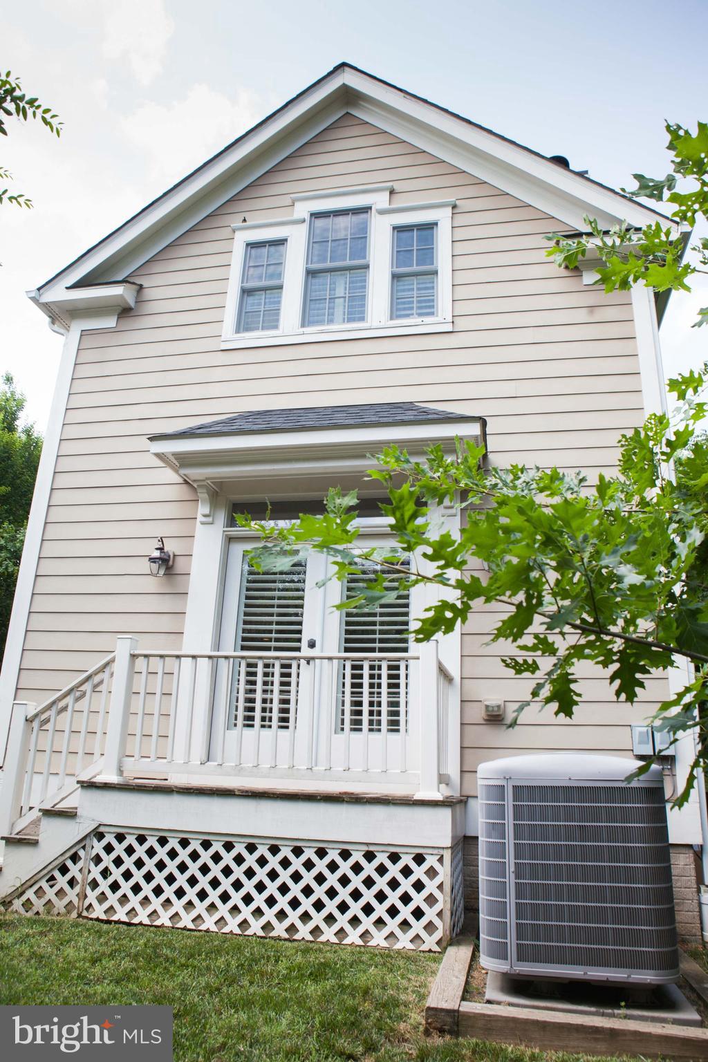 ROSEMONT - Residential