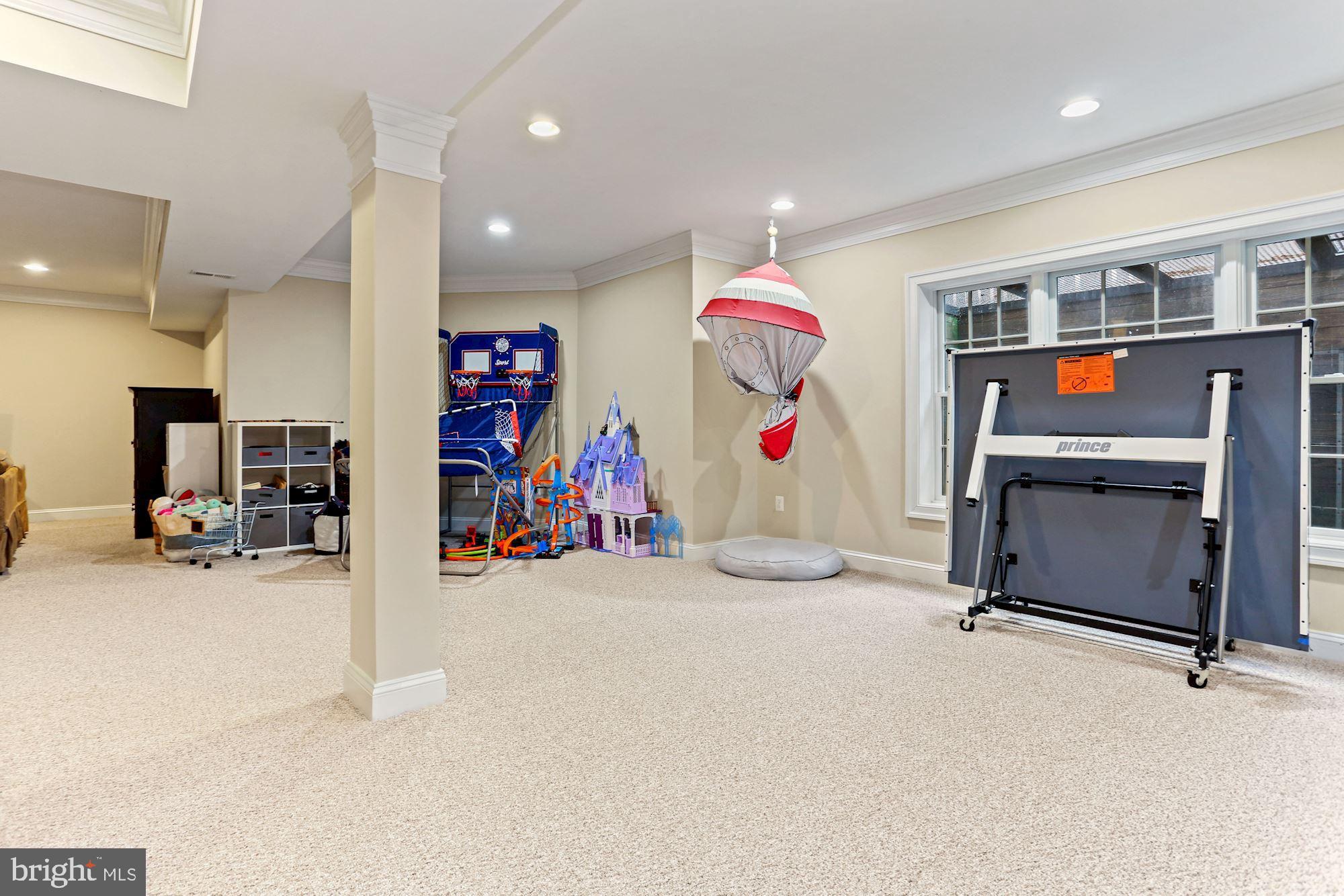 ROSEMONT - Residential