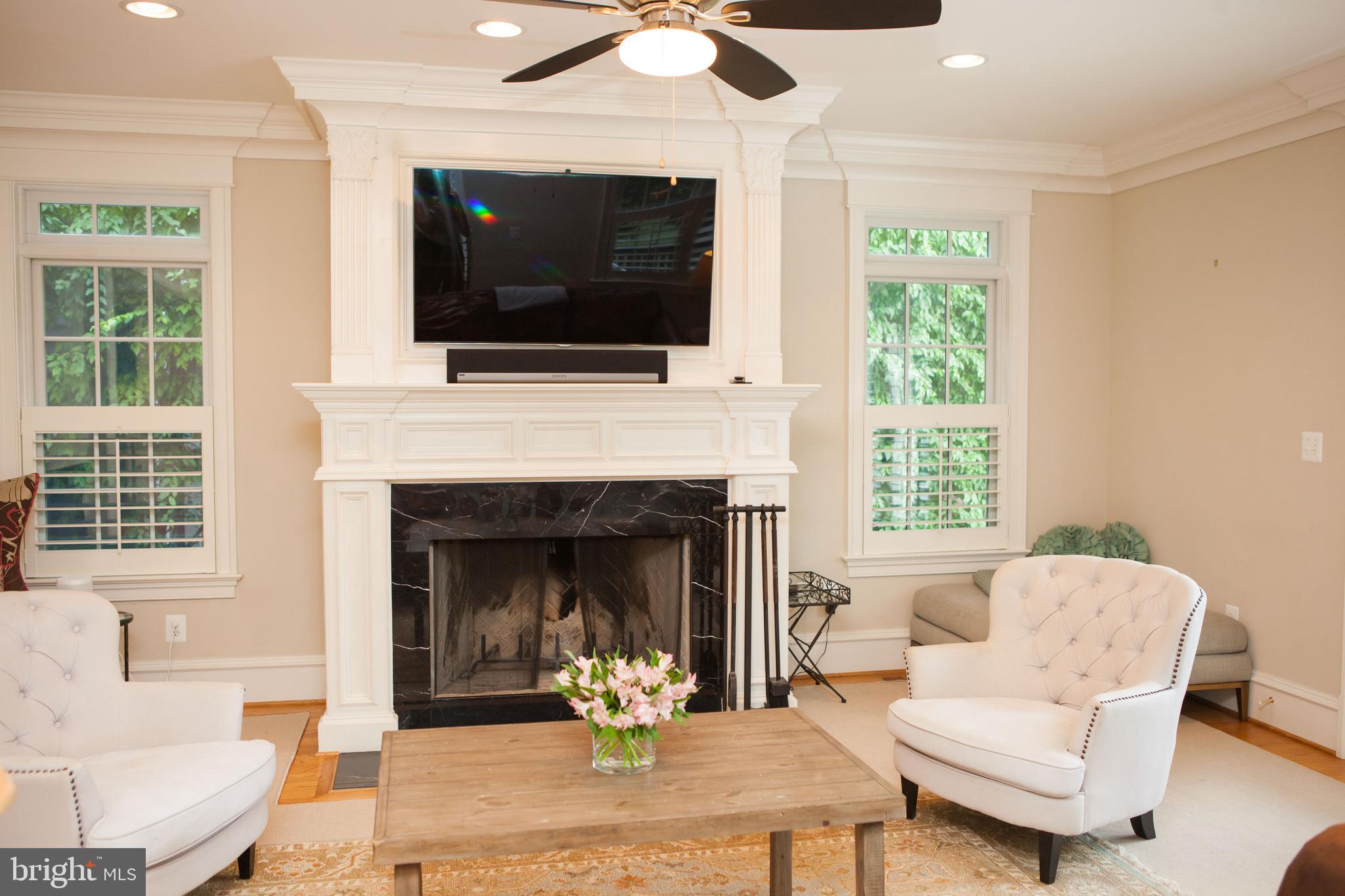 ROSEMONT - Residential