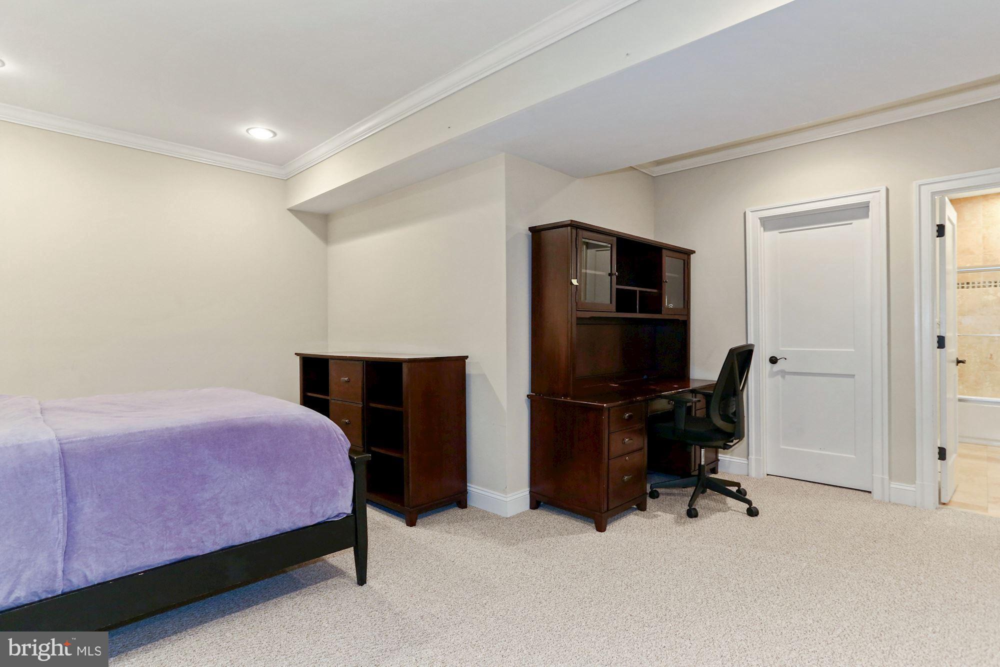 ROSEMONT - Residential