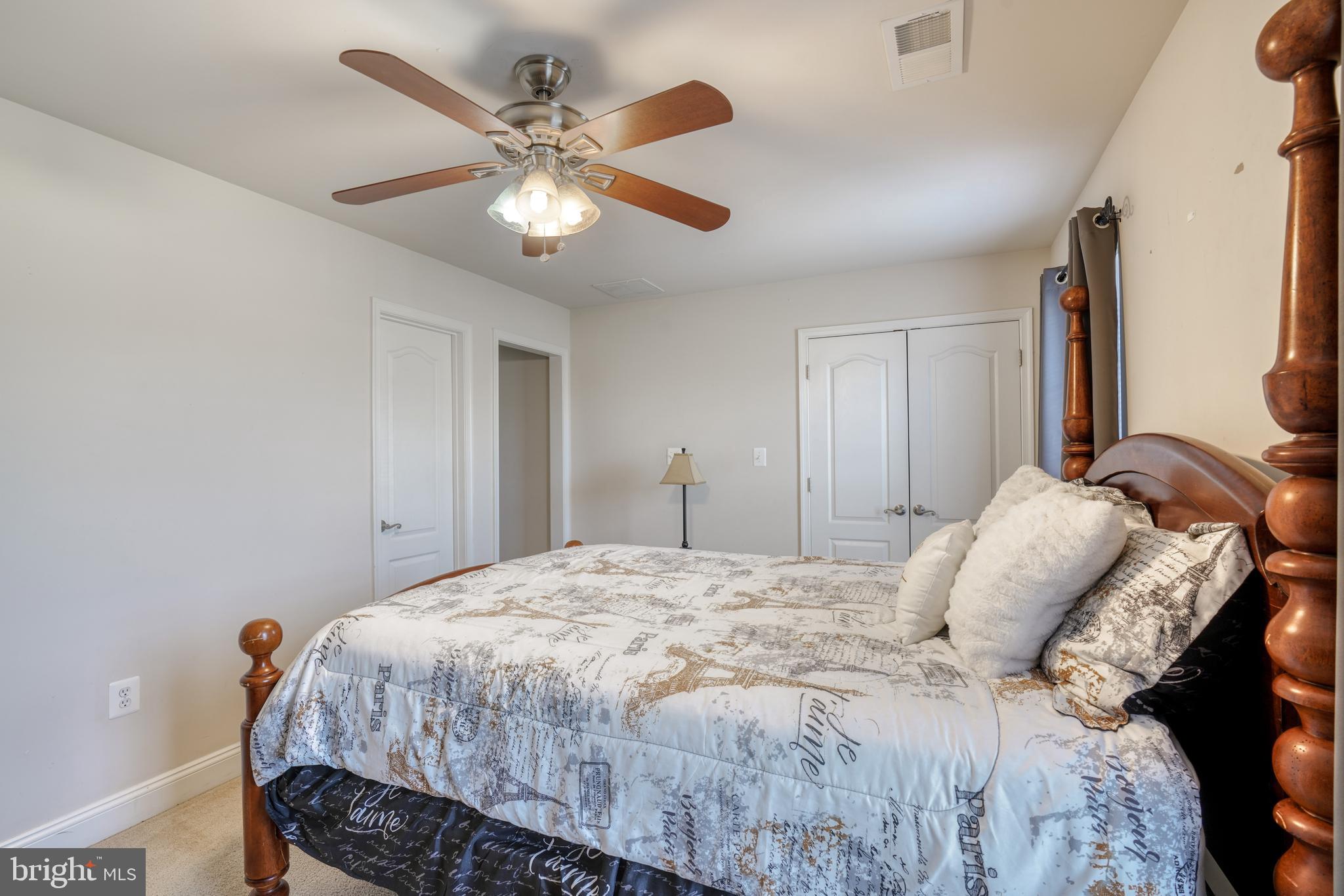 BELMONT CREST - Residential