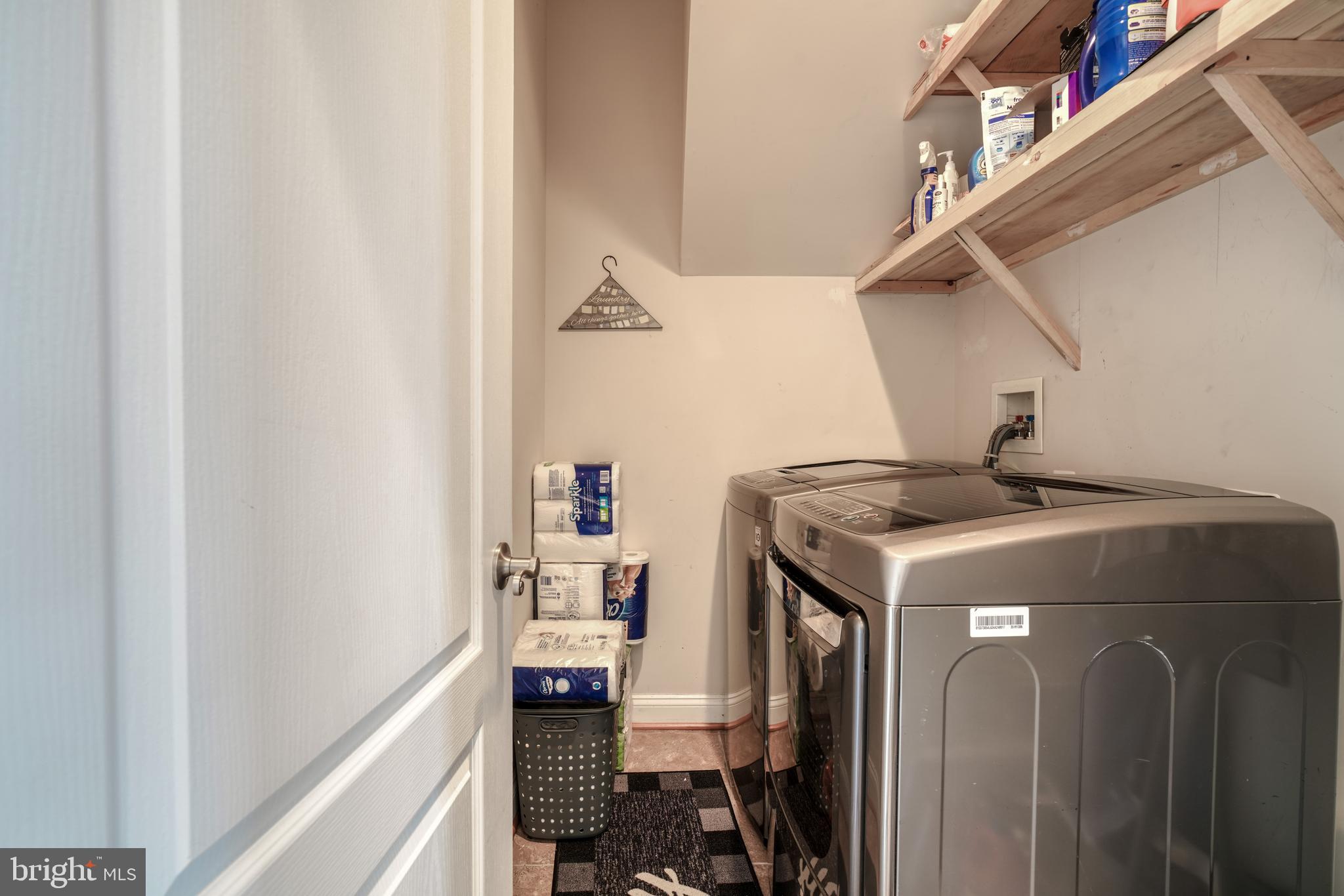 BELMONT CREST - Residential