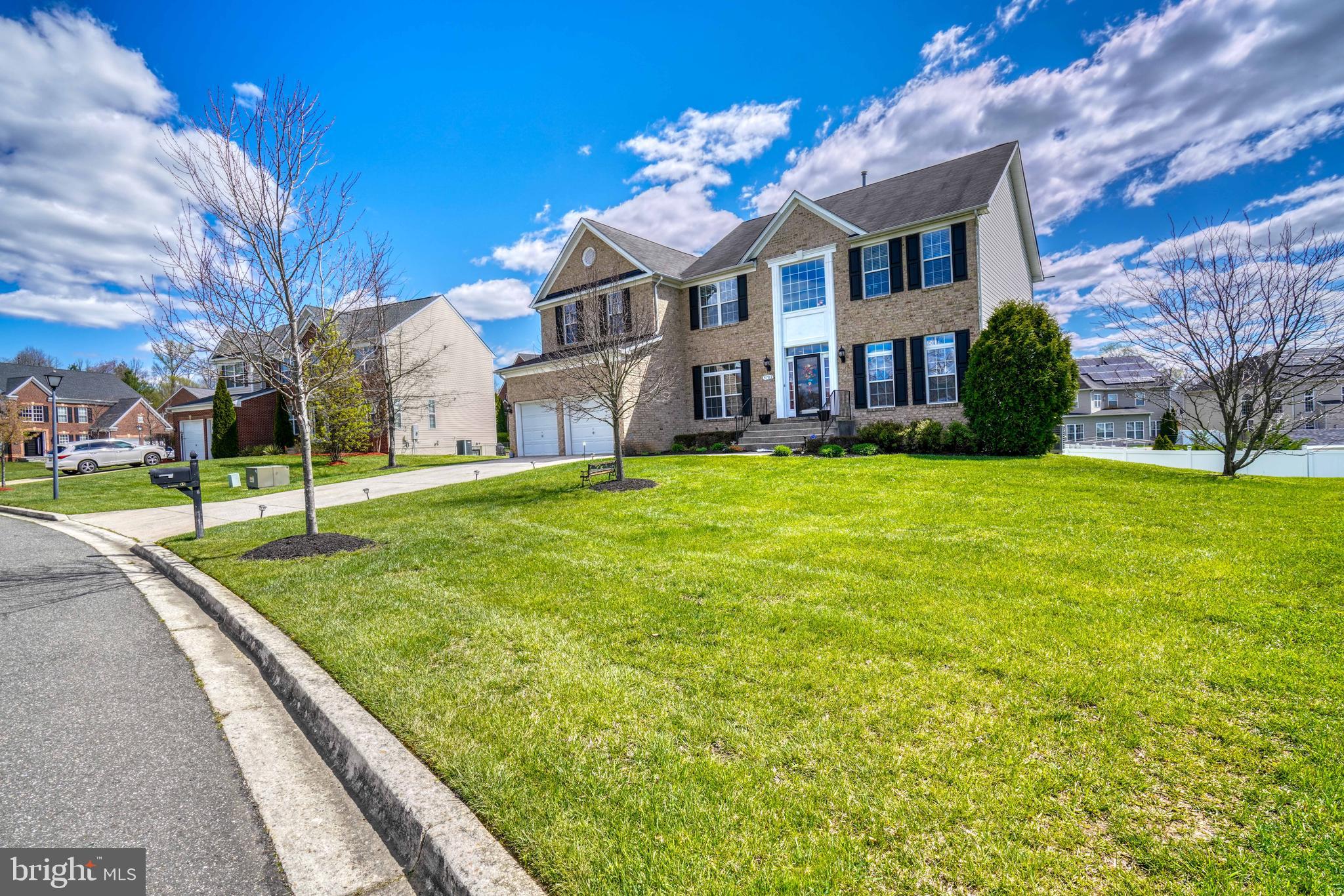 BELMONT CREST - Residential