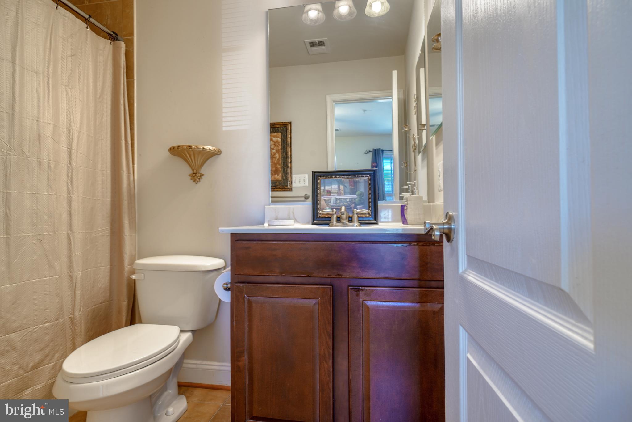 BELMONT CREST - Residential