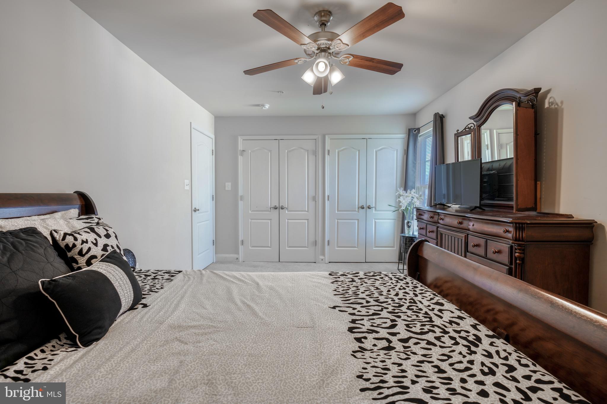 BELMONT CREST - Residential