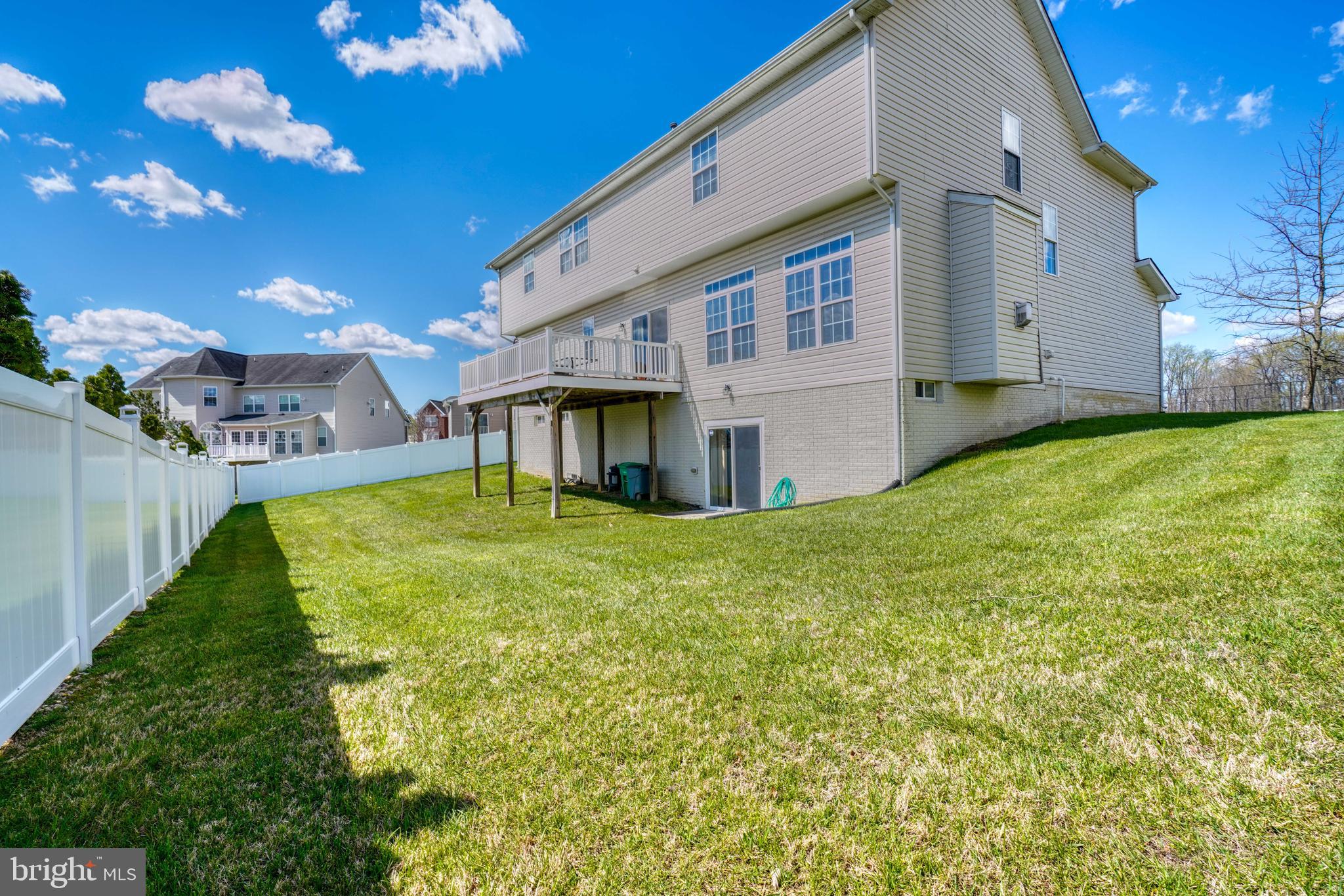 BELMONT CREST - Residential