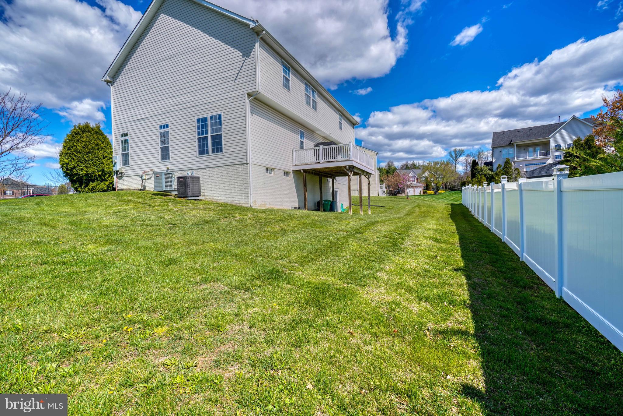 BELMONT CREST - Residential