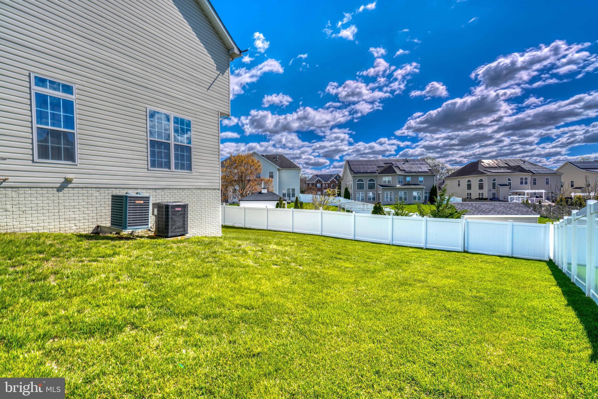 BELMONT CREST - Residential