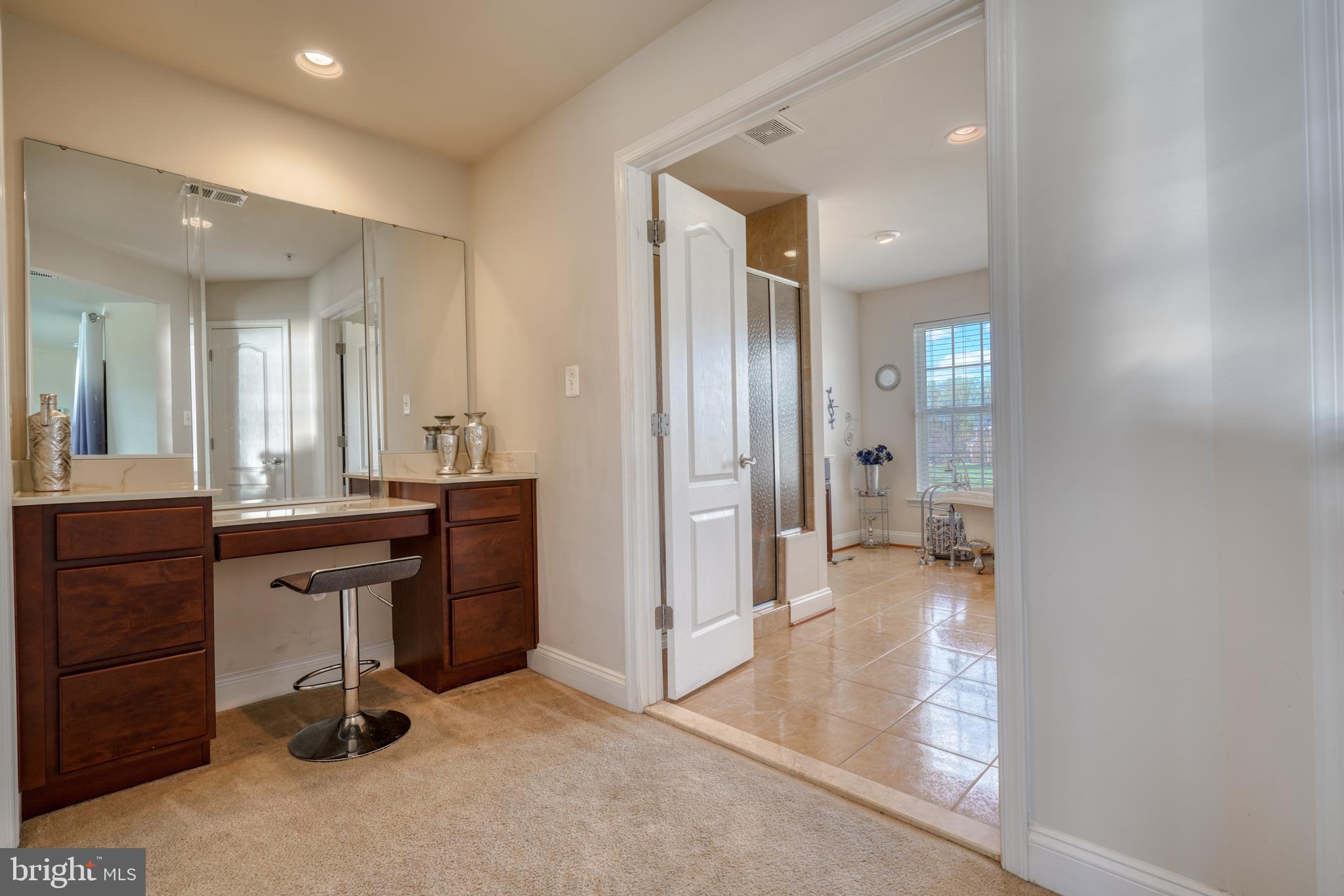 BELMONT CREST - Residential