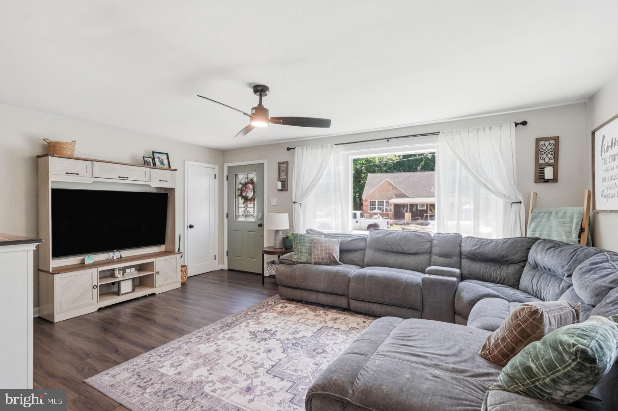 411 W CEDAR AVENUE
