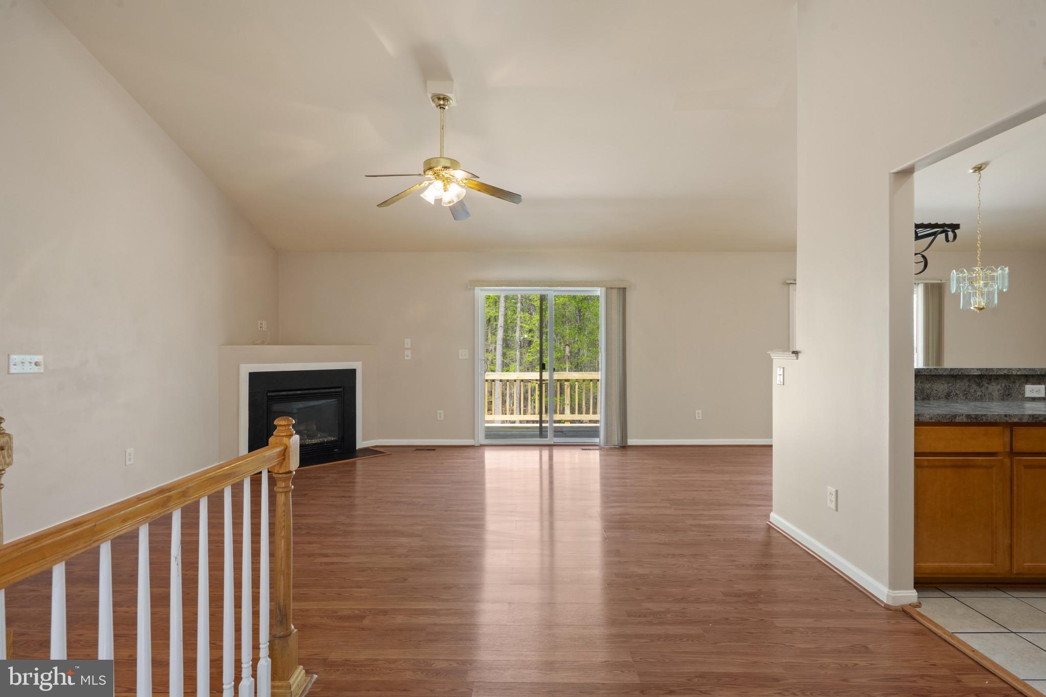 PRESIDENTIAL LAKES - Residential