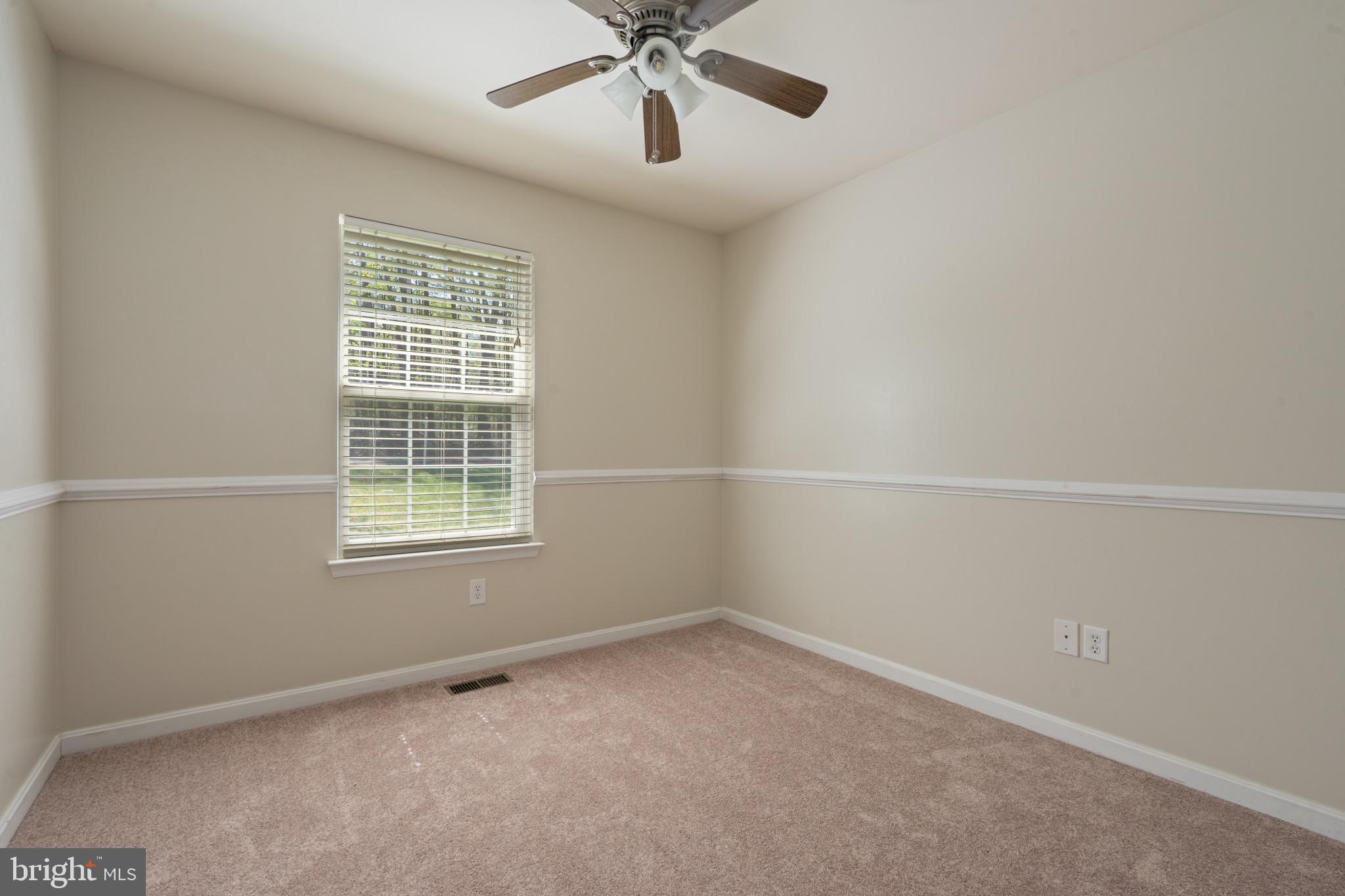 PRESIDENTIAL LAKES - Residential