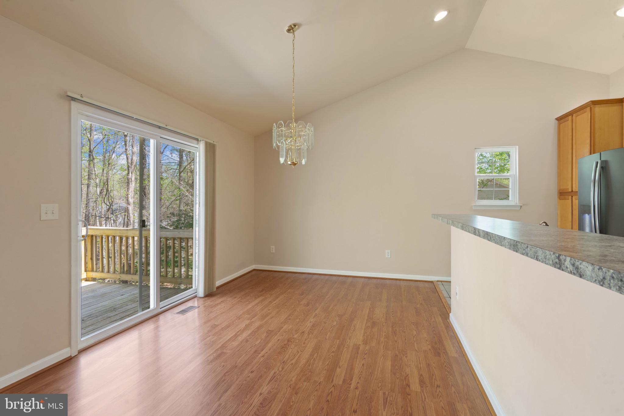 PRESIDENTIAL LAKES - Residential