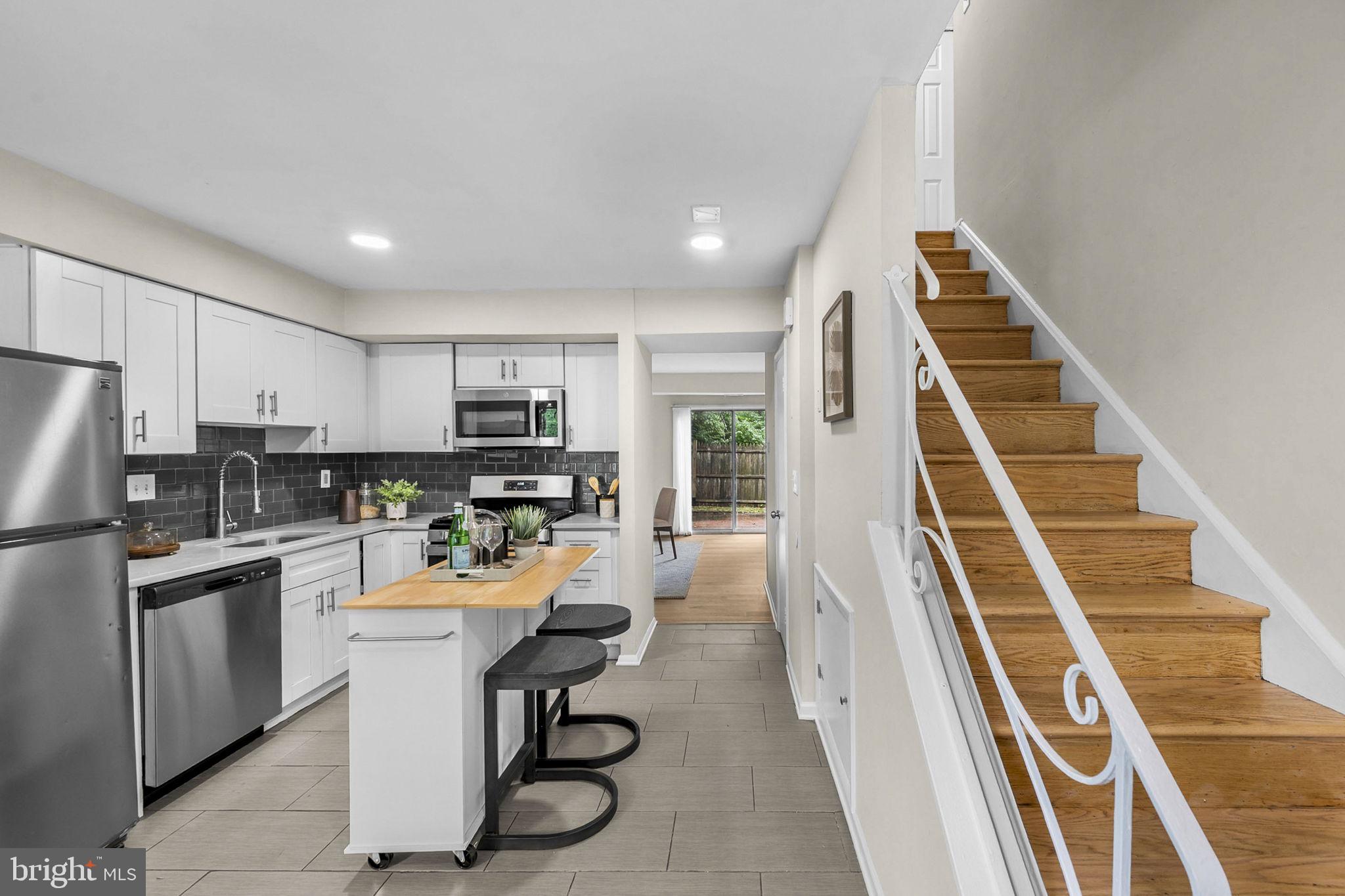 7608 LOTUS COURT