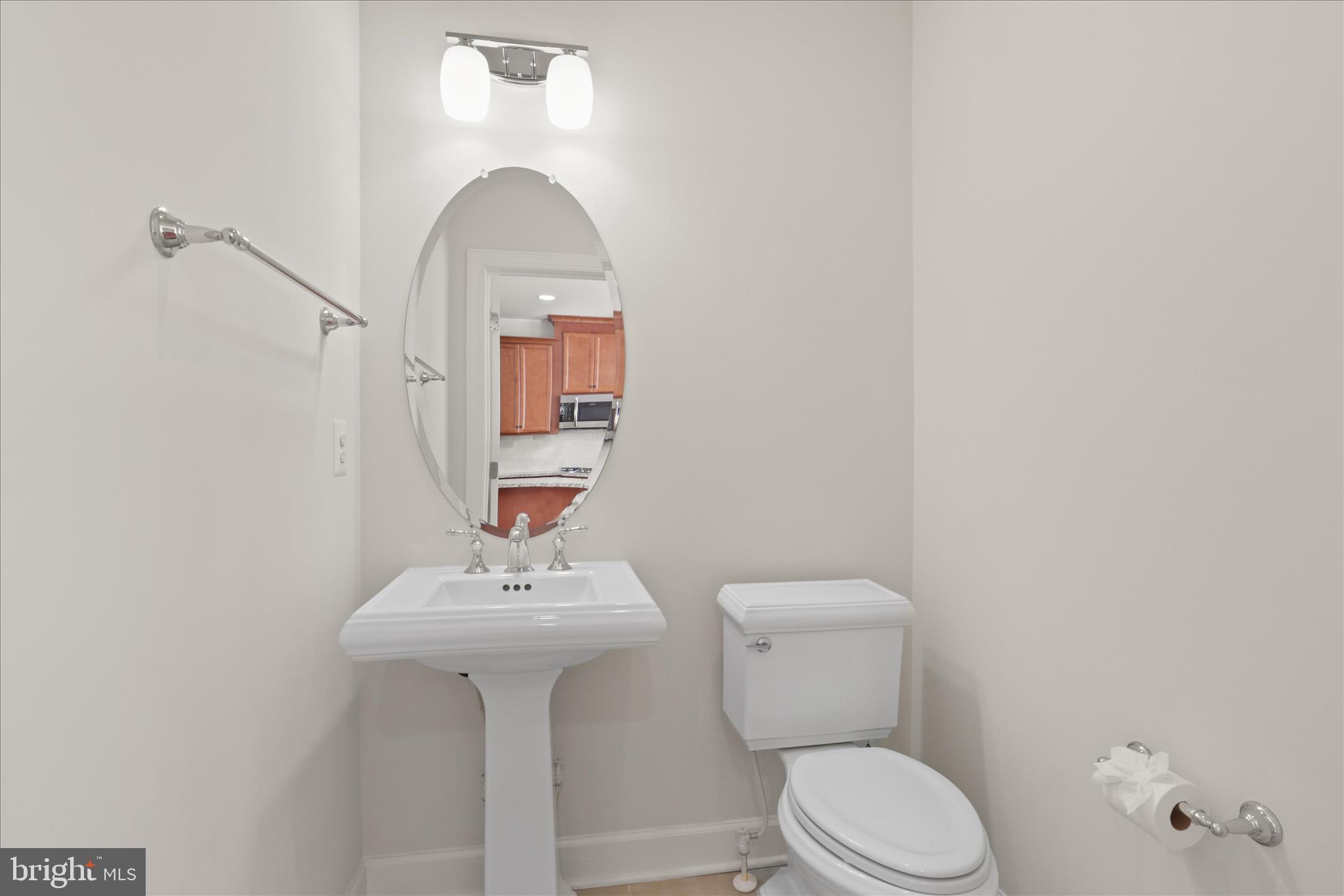 AMBROSE HILLS - Residential Lease