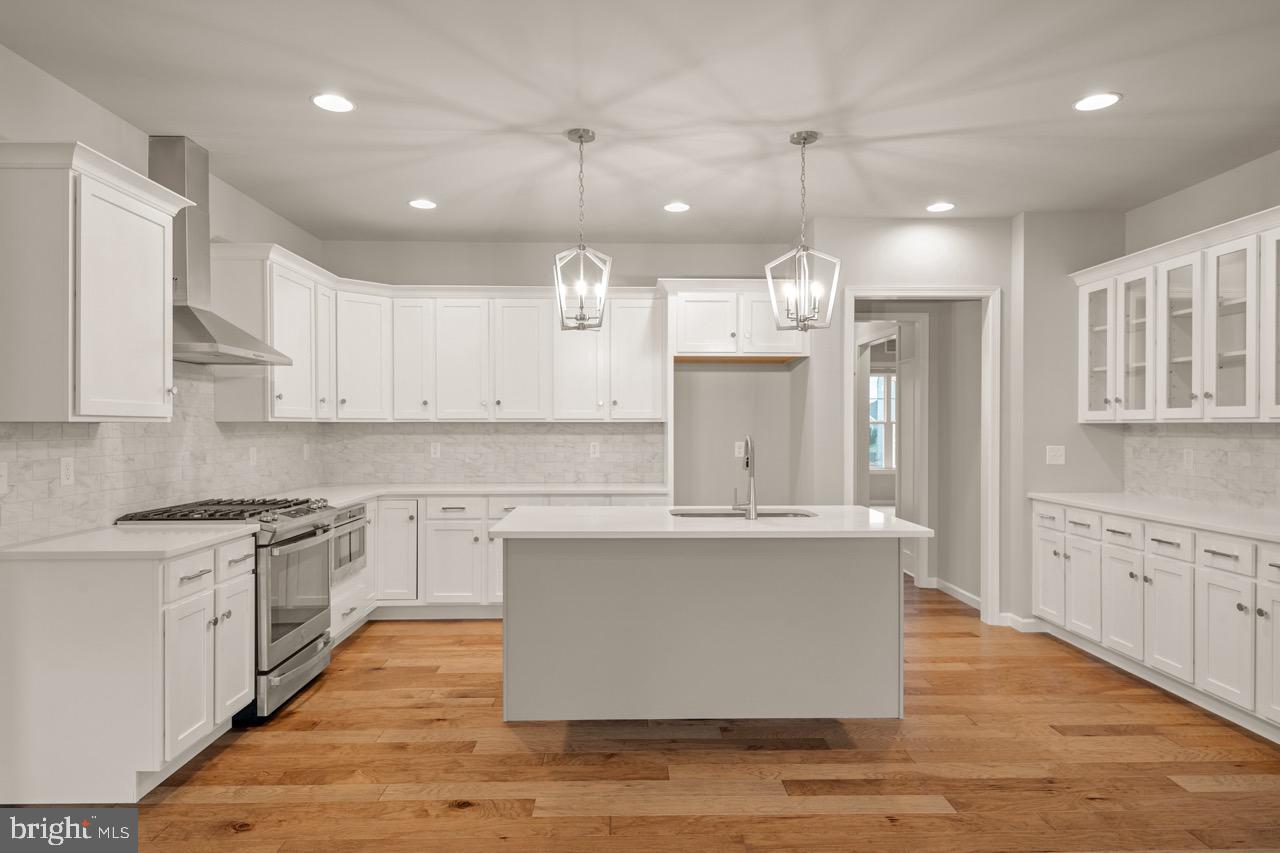 STRATHFORD MEADOWS - Residential