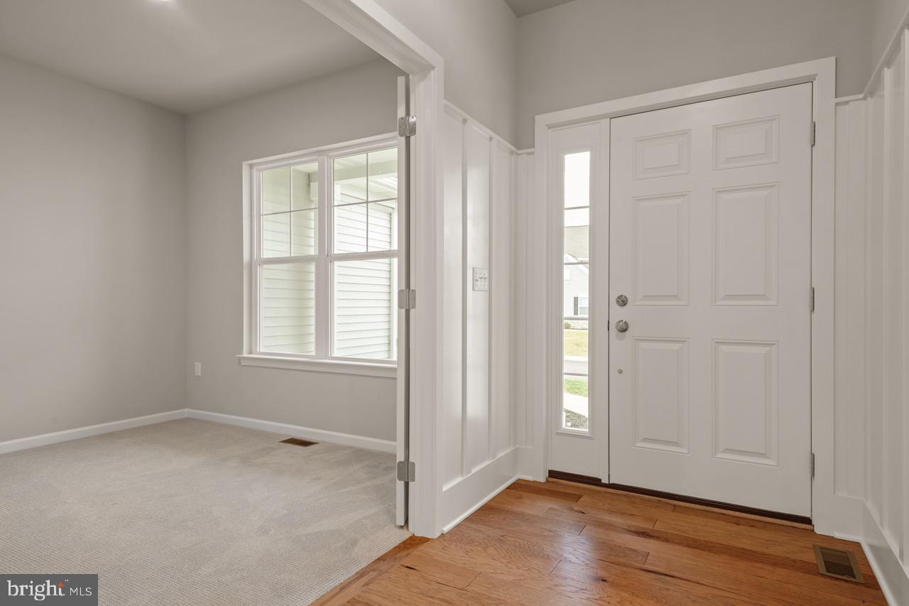 STRATHFORD MEADOWS - Residential