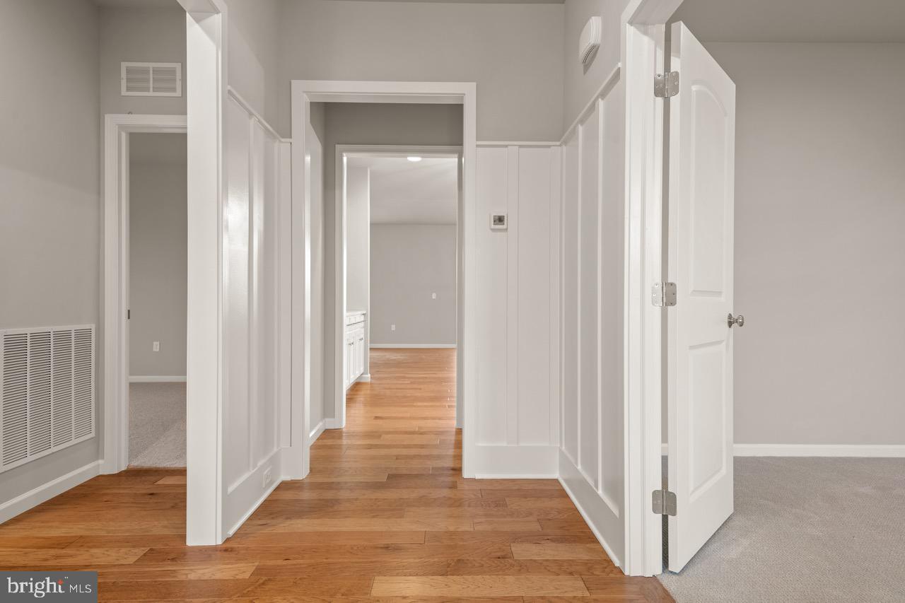 STRATHFORD MEADOWS - Residential