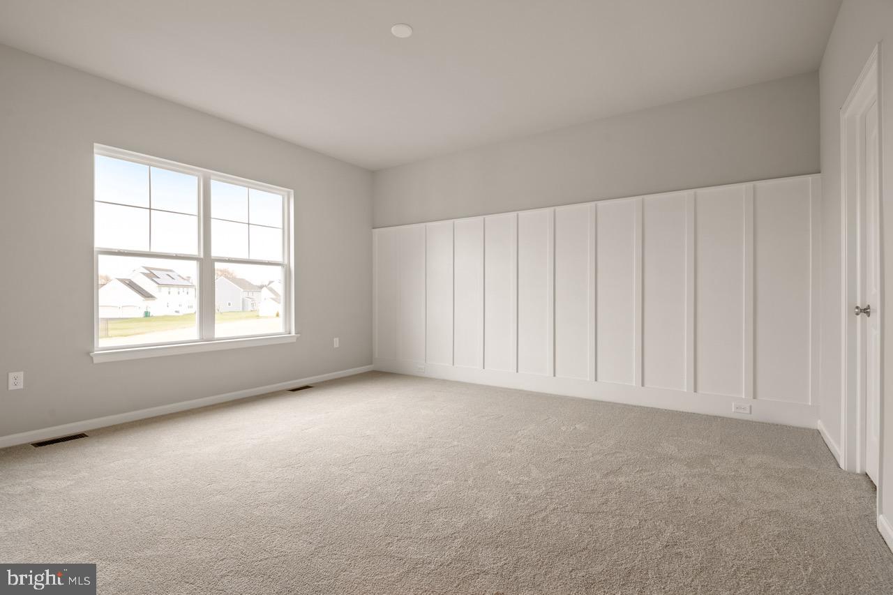 STRATHFORD MEADOWS - Residential