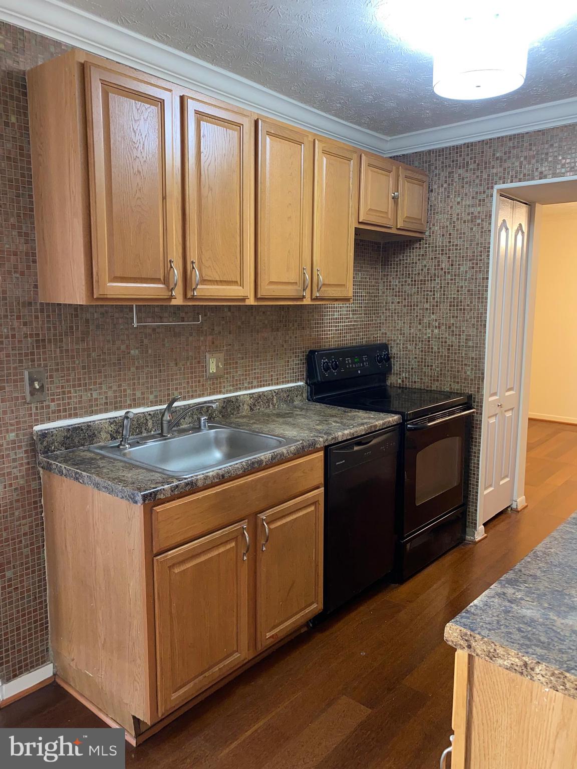 GREENBRIAR - Residential Lease