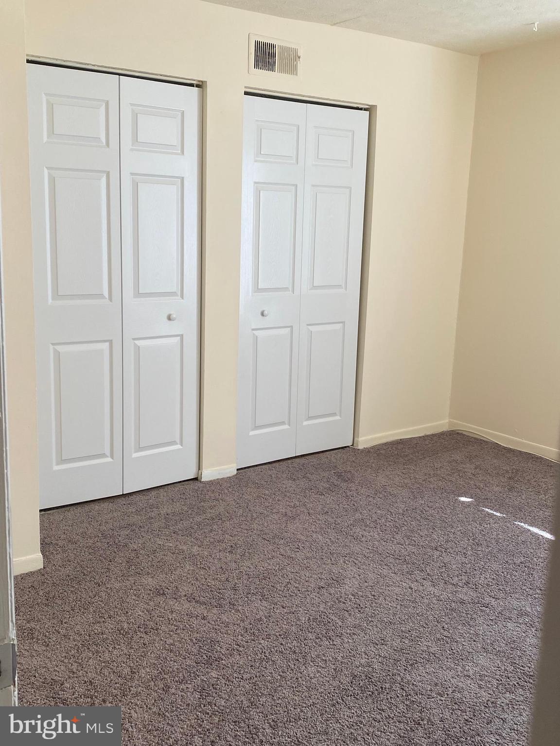 GREENBRIAR - Residential Lease