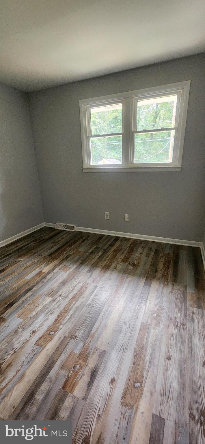 MAPLE RIDGE - Residential Lease