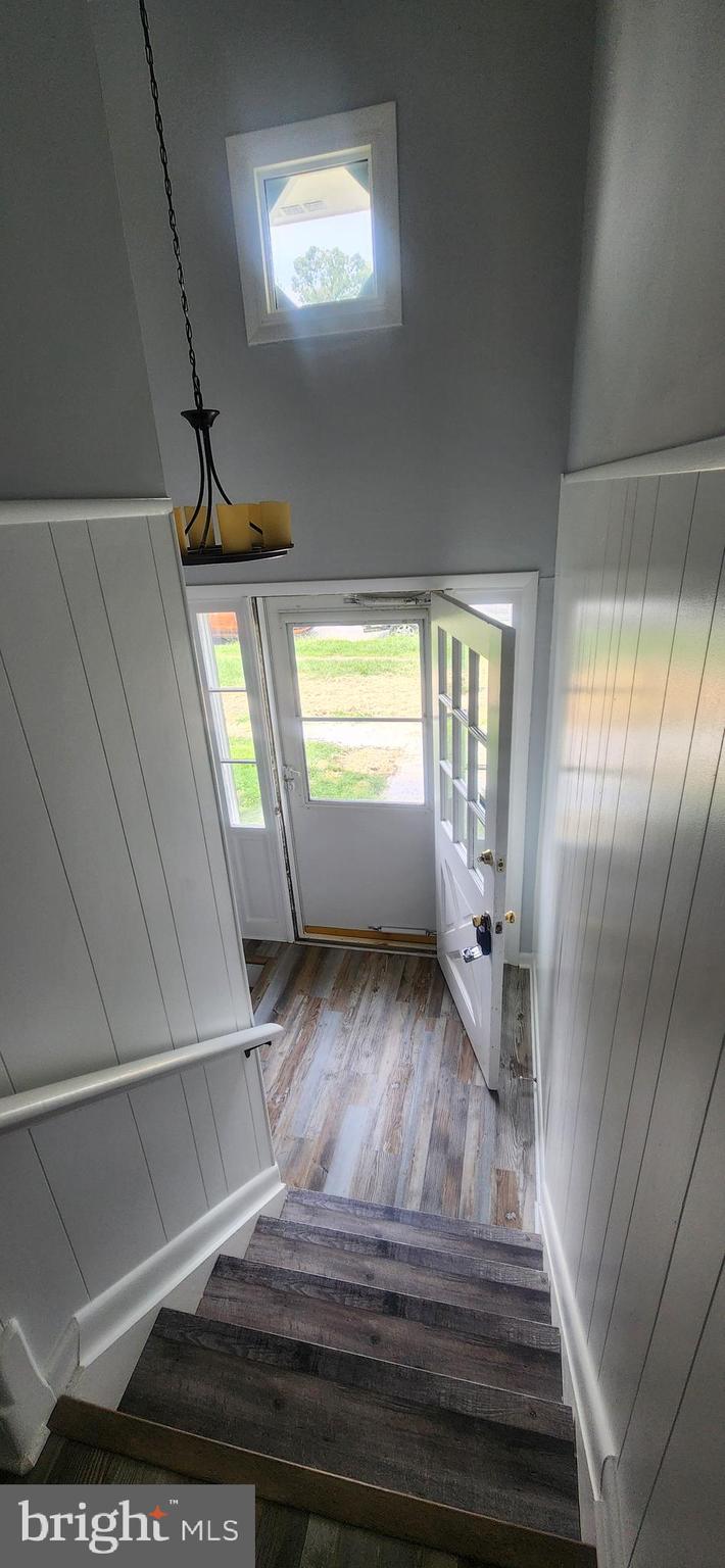 MAPLE RIDGE - Residential Lease