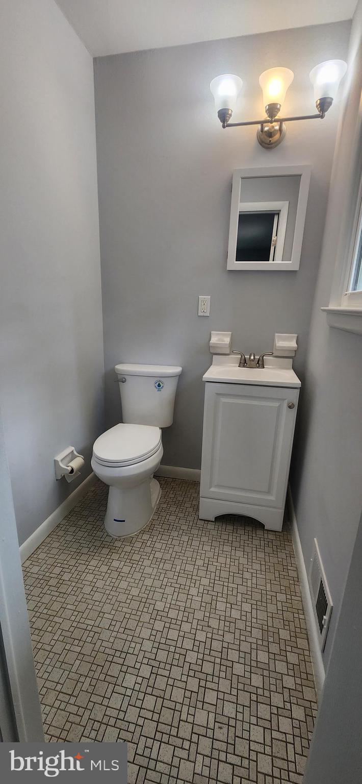 MAPLE RIDGE - Residential Lease