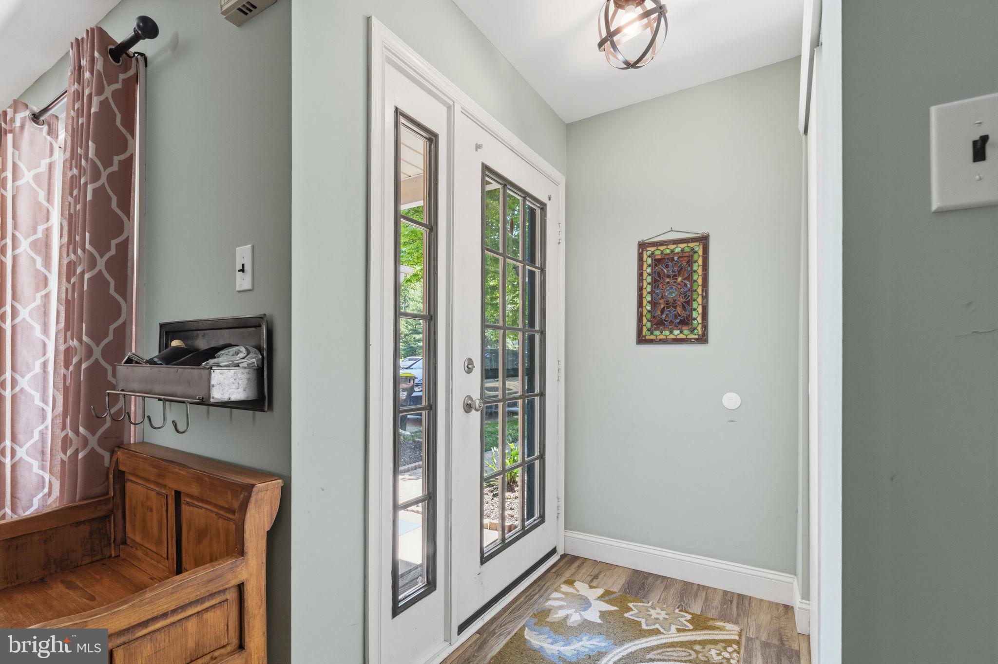 1374 BEECHDROP COURT