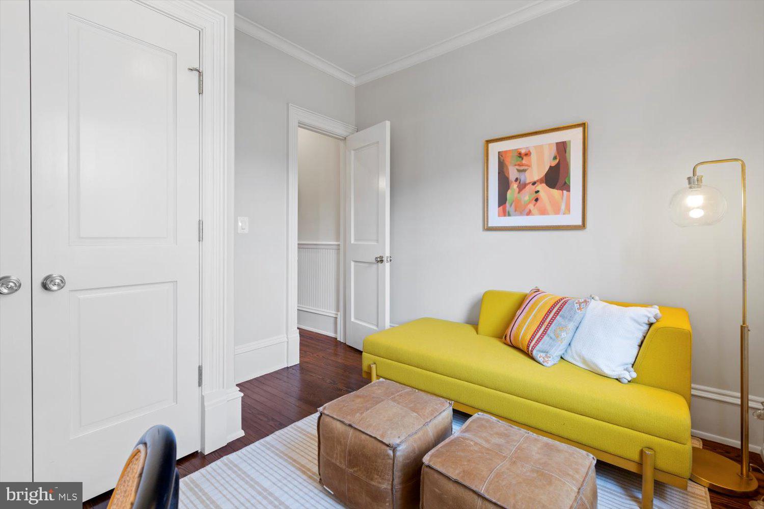 CAPITOL HILL - Residential