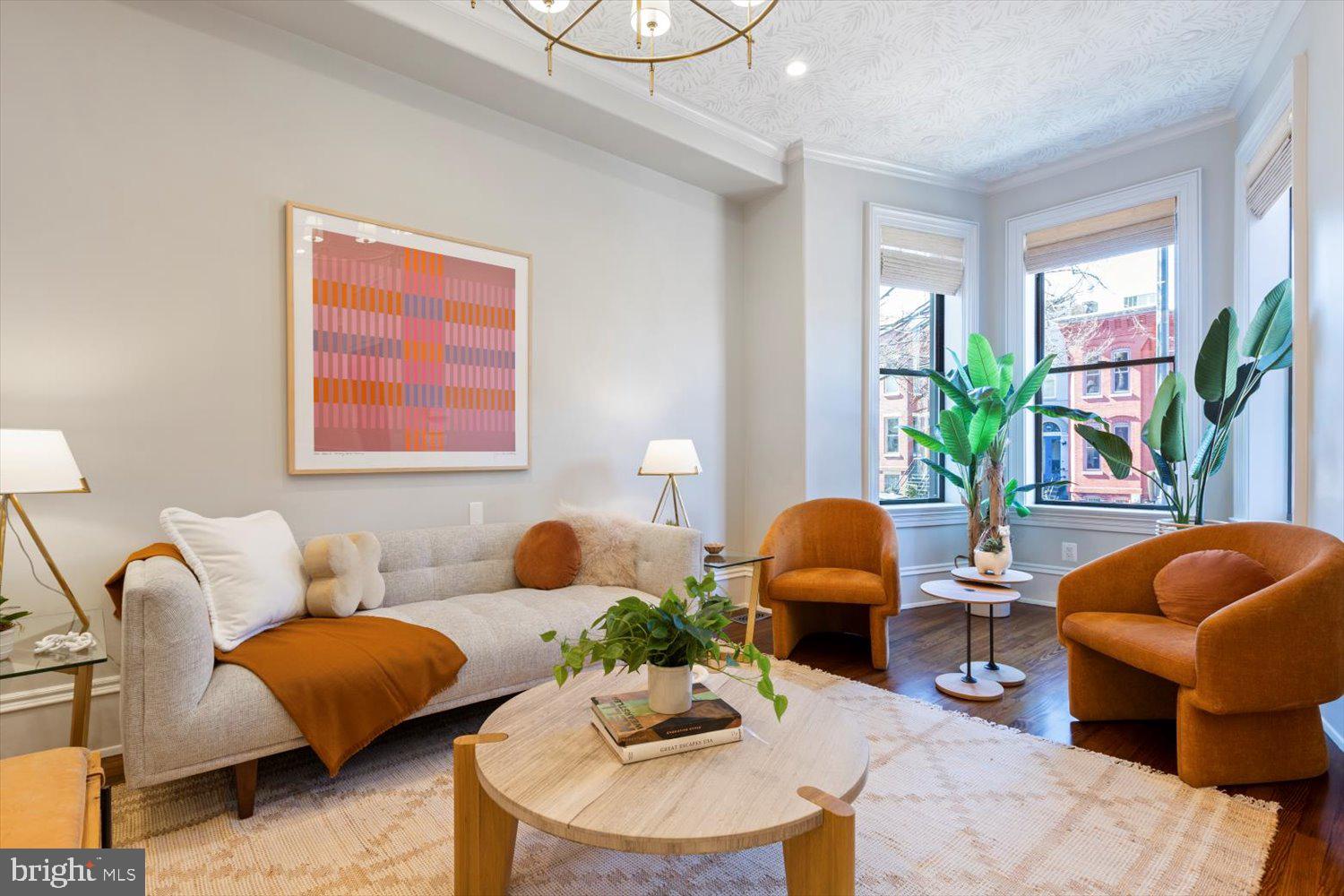 CAPITOL HILL - Residential