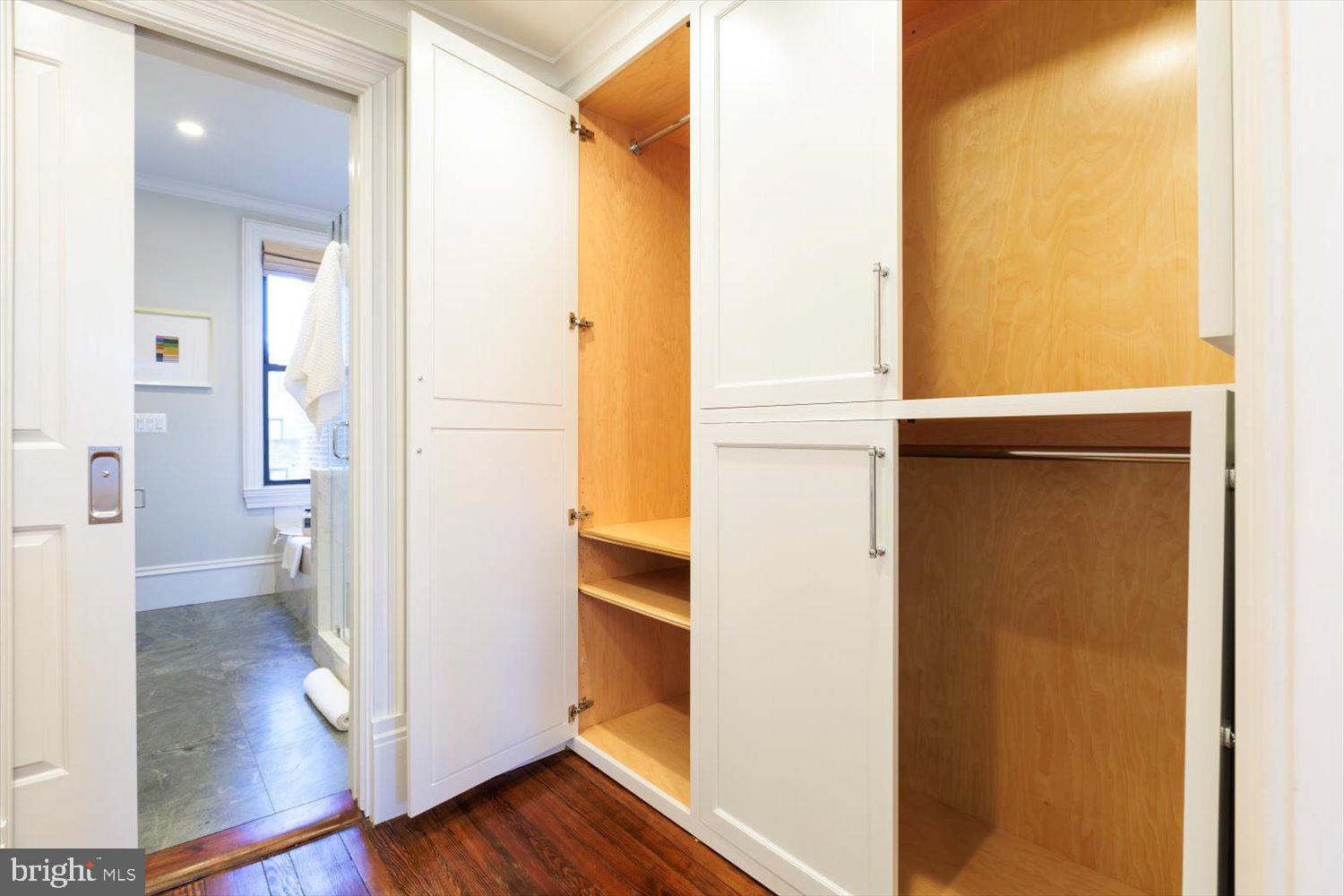 CAPITOL HILL - Residential