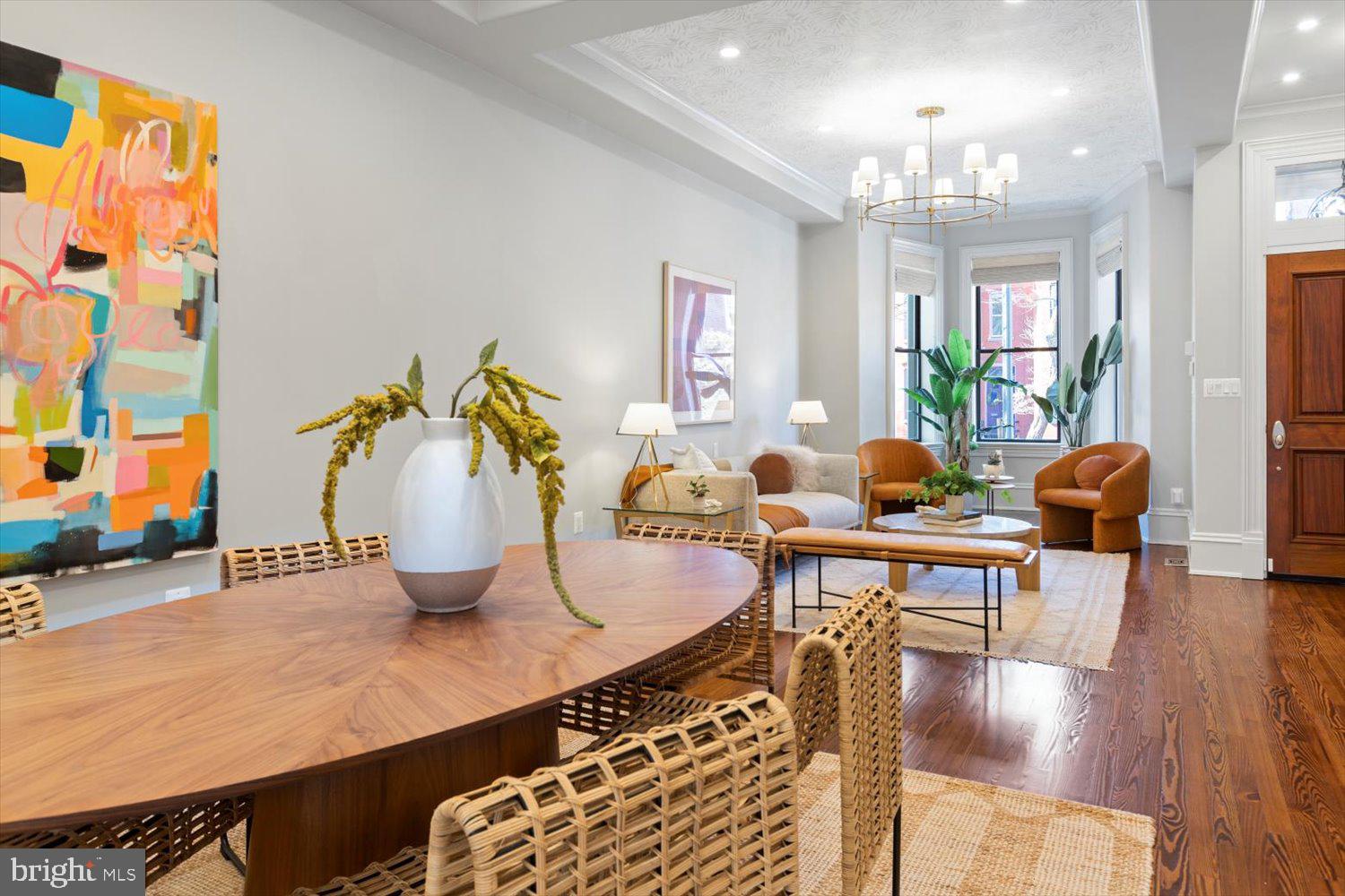 CAPITOL HILL - Residential