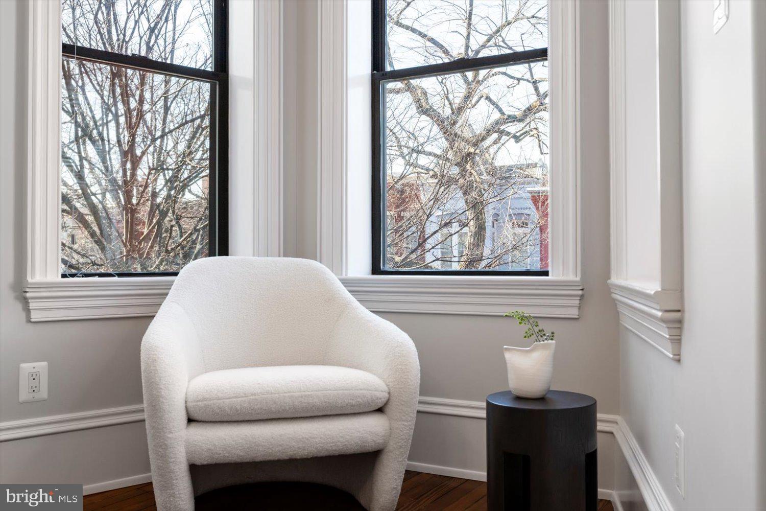 CAPITOL HILL - Residential