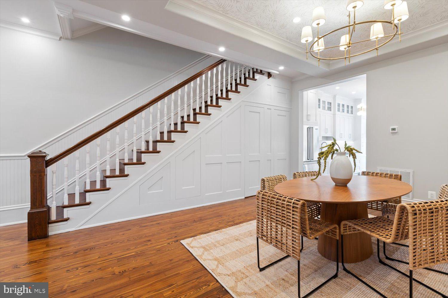 CAPITOL HILL - Residential