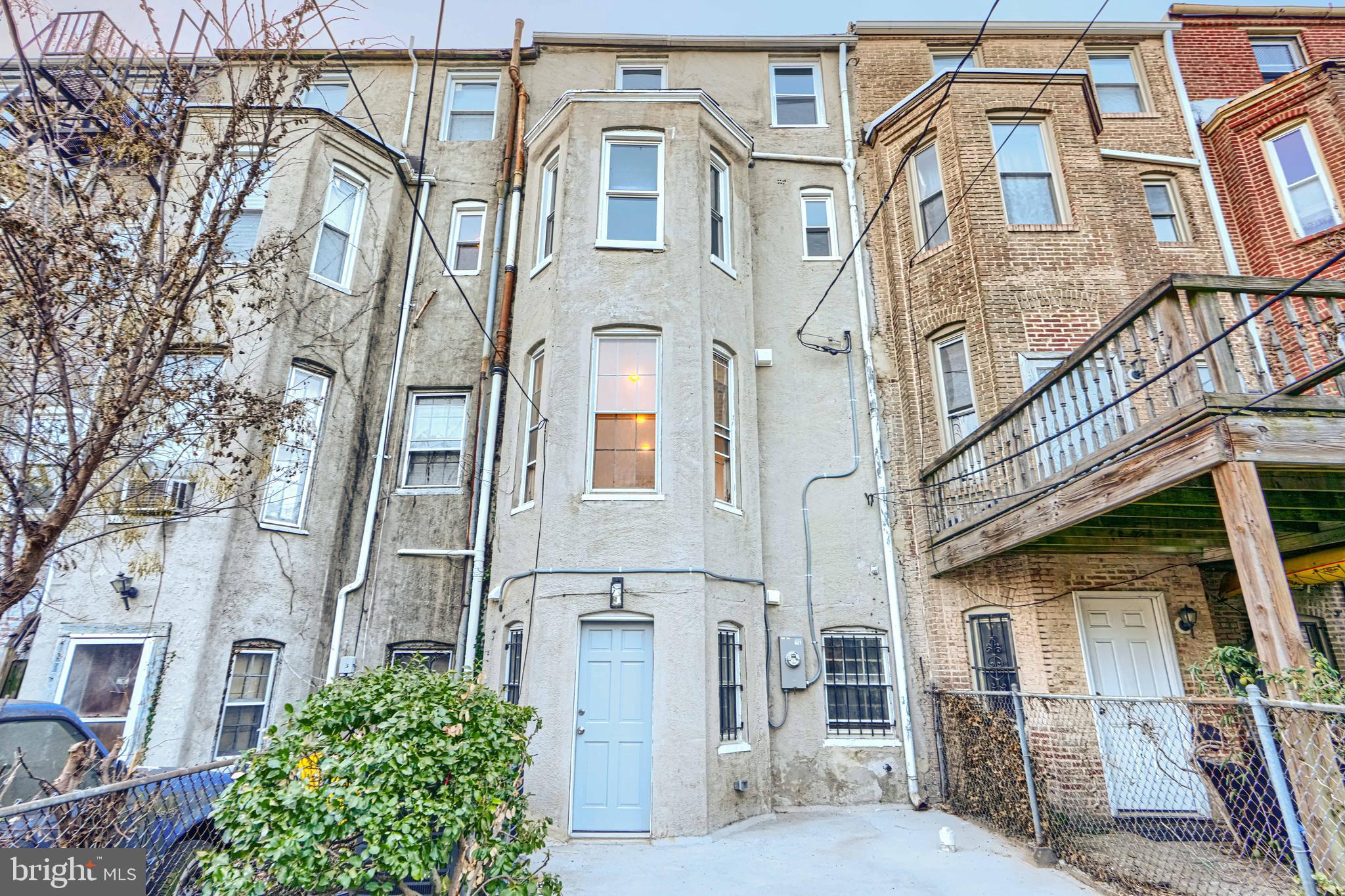 RESERVOIR HILL - Residential