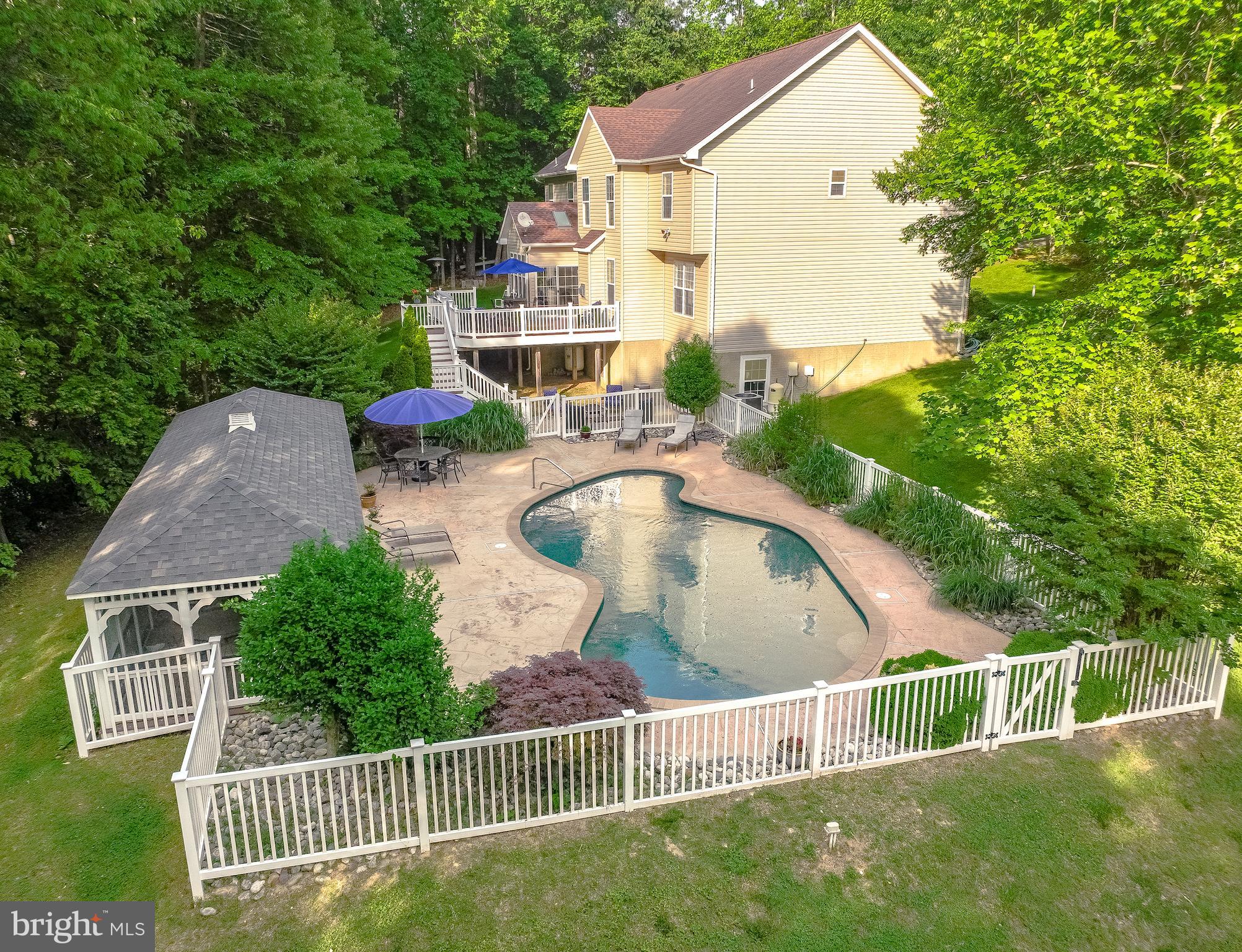 TEABERRY RIDGE - Residential