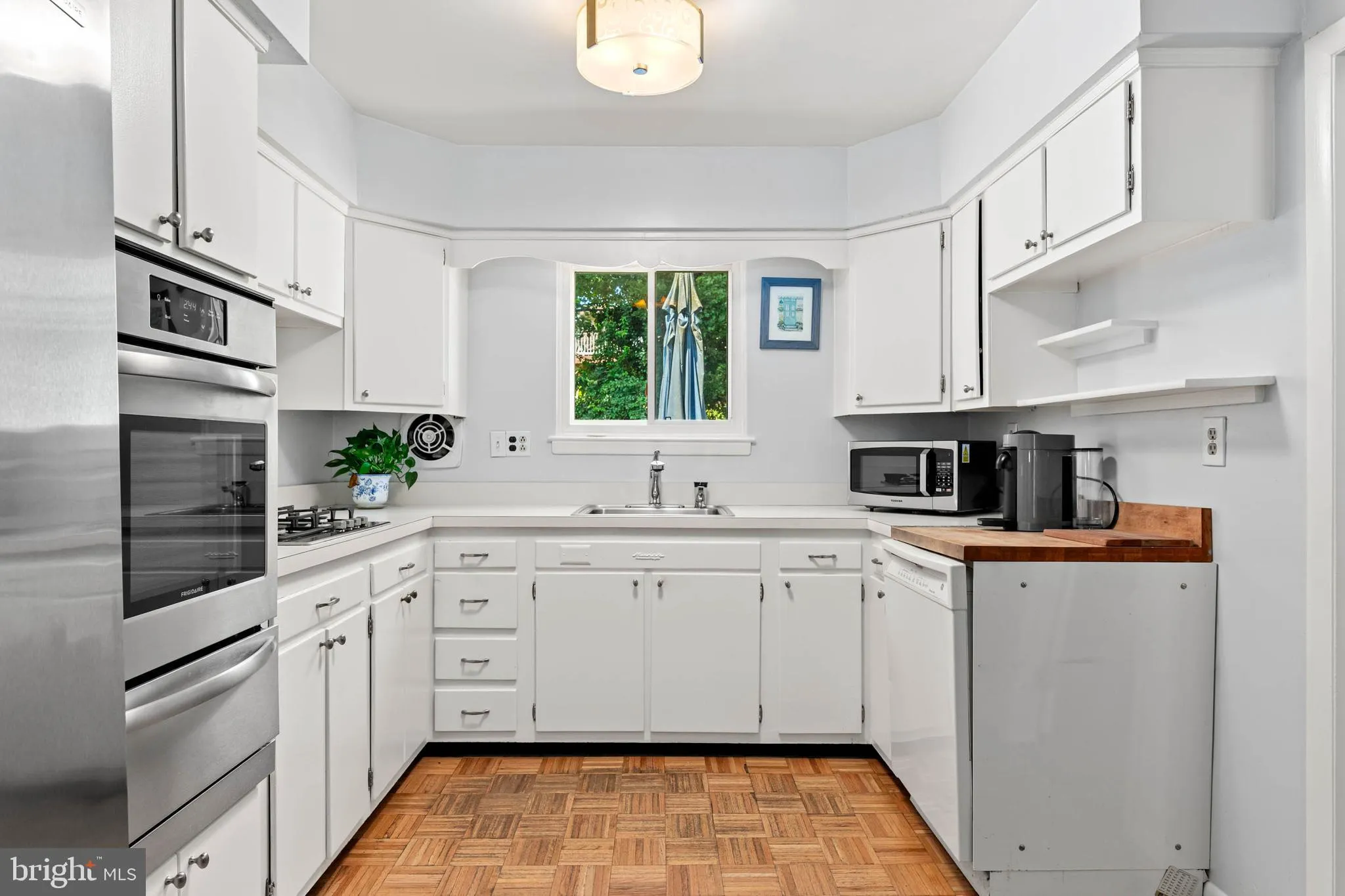 Havertown, Pennsylvania 19083, United States, 3 Bedrooms Bedrooms, ,3 BathroomsBathrooms,Residential,Active,172642