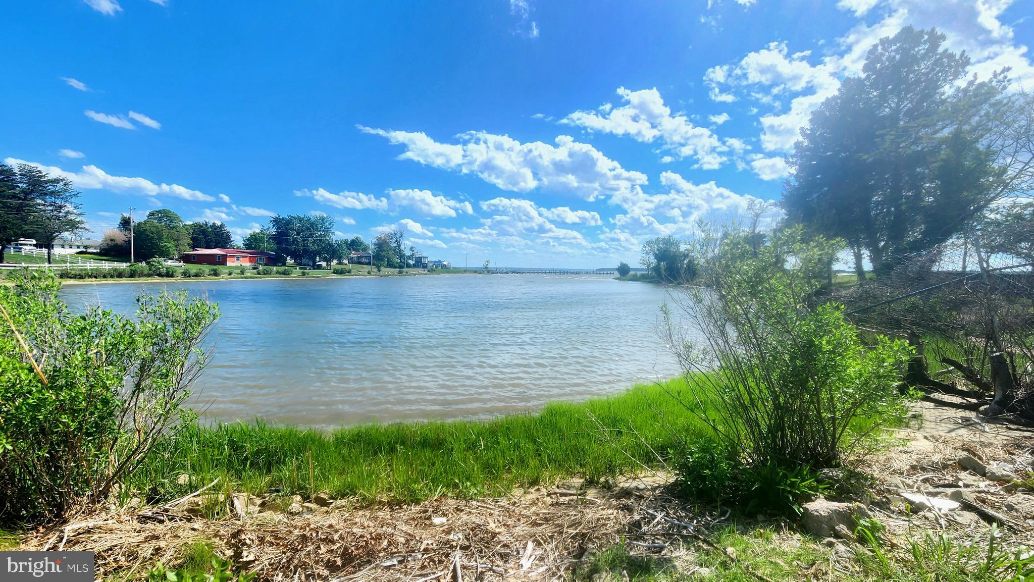 LONGVIEW BEACH CHAPTICO-BUSHWOOD - Residential